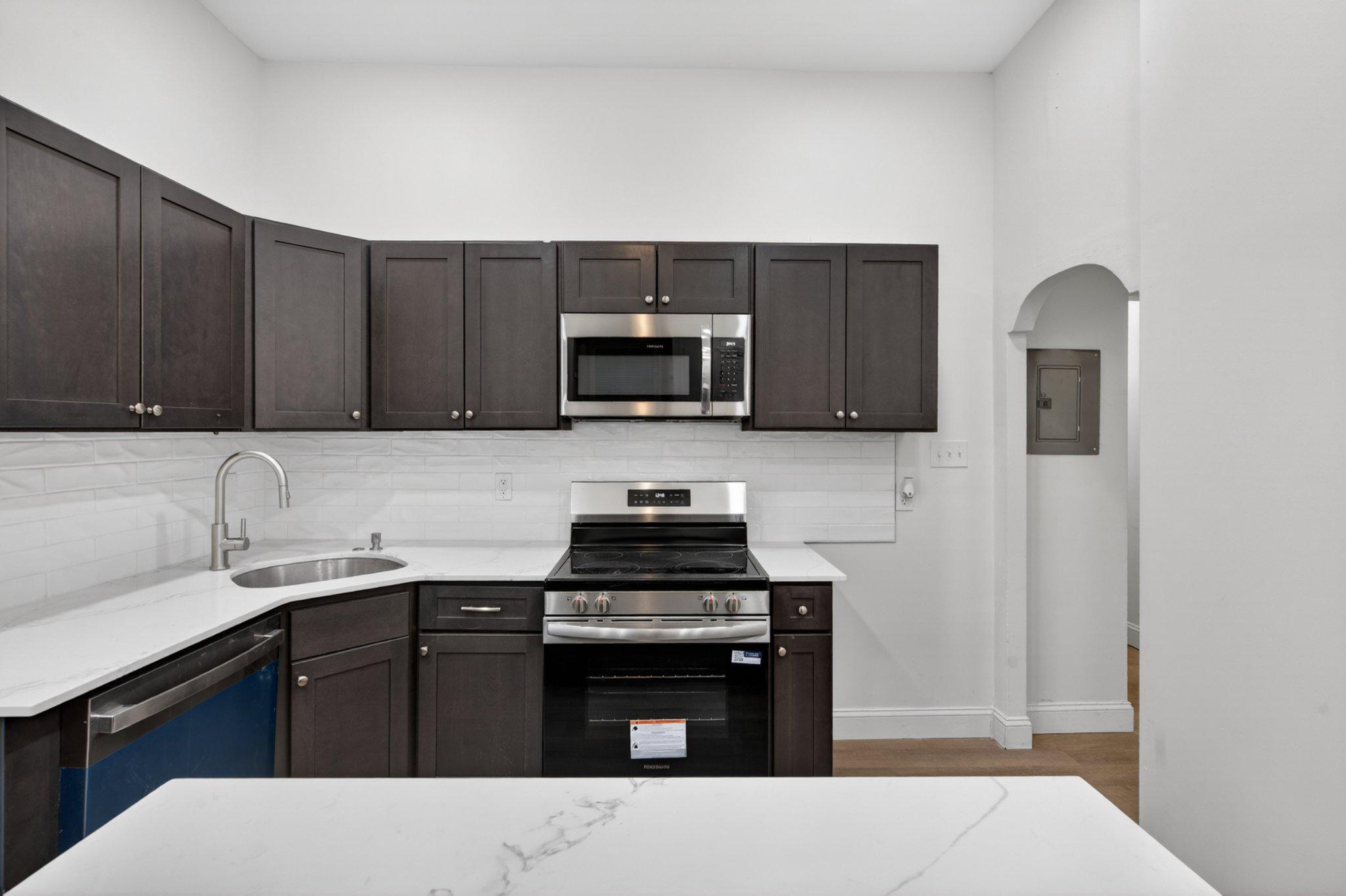 WEST PHILADELPHIA - Residential Income