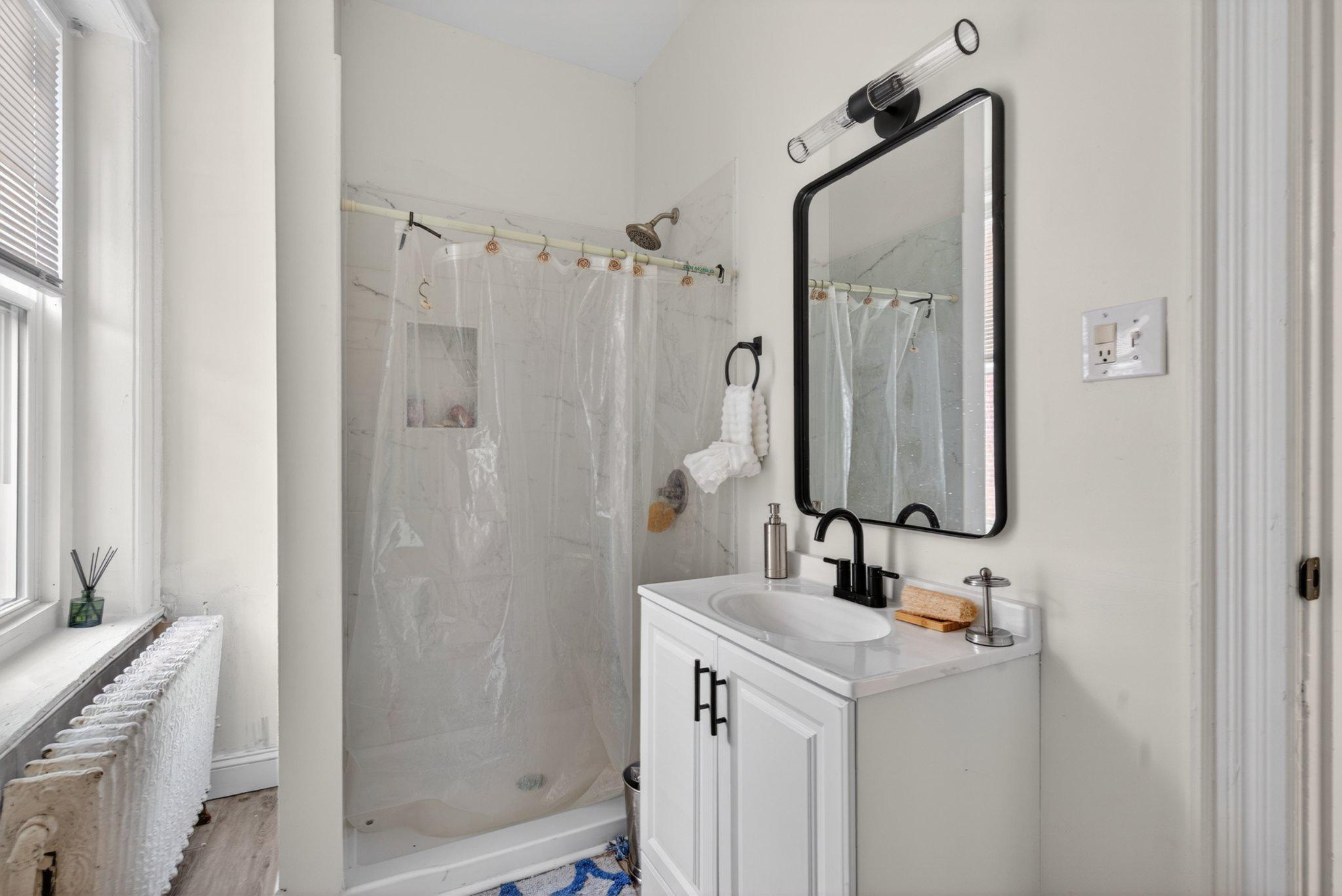 WEST PHILADELPHIA - Residential Income