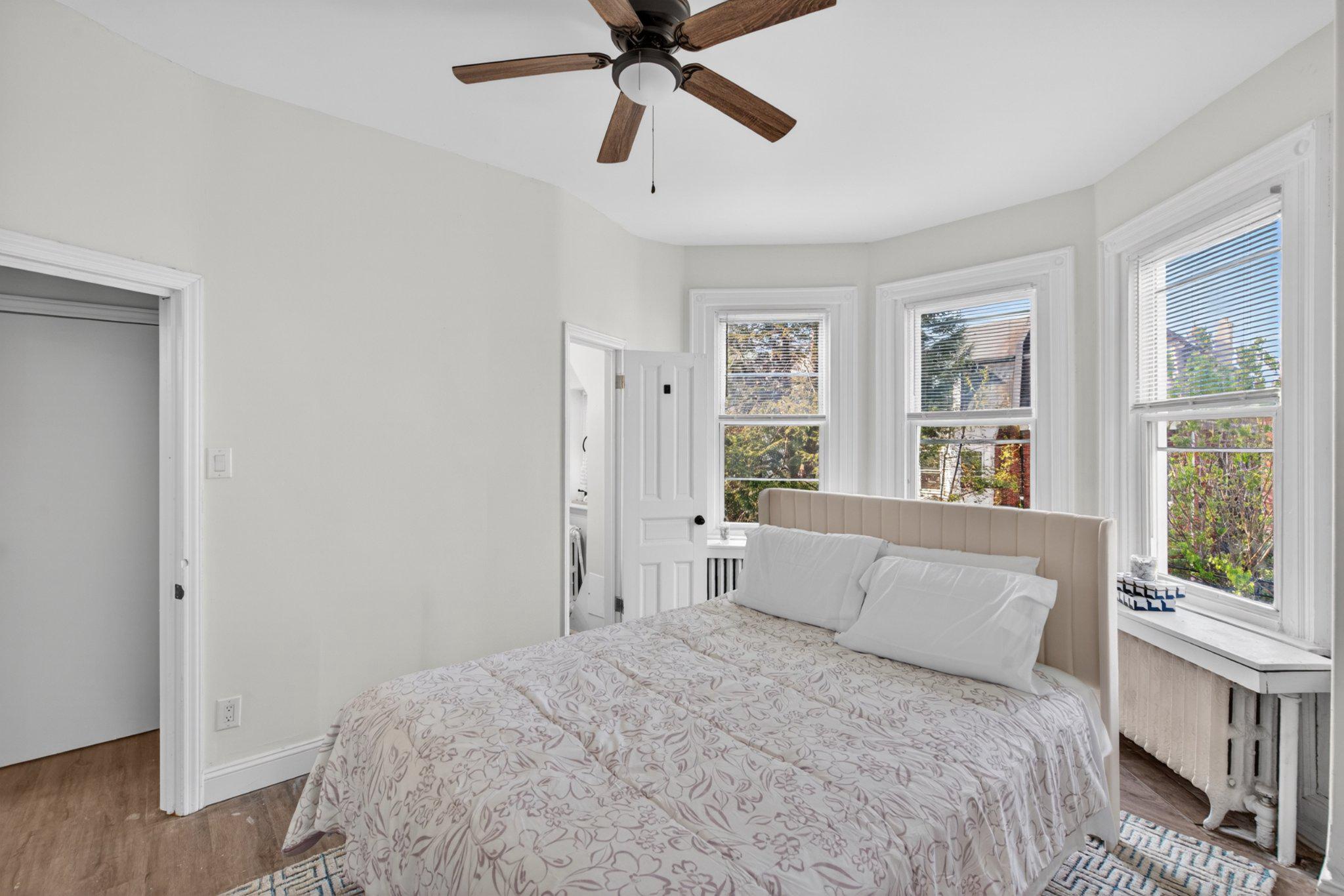 WEST PHILADELPHIA - Residential Income