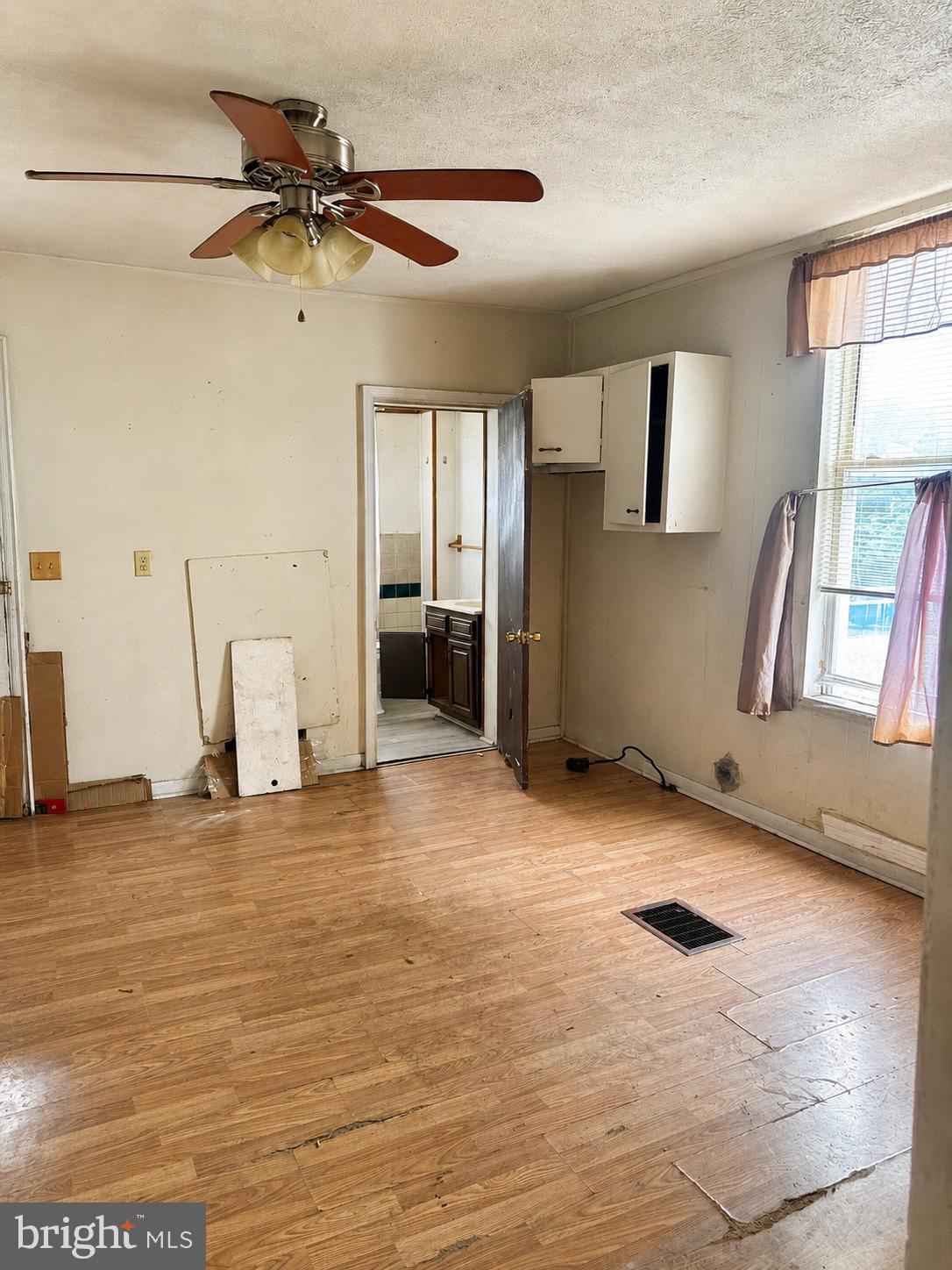 SOUTH END - Residential