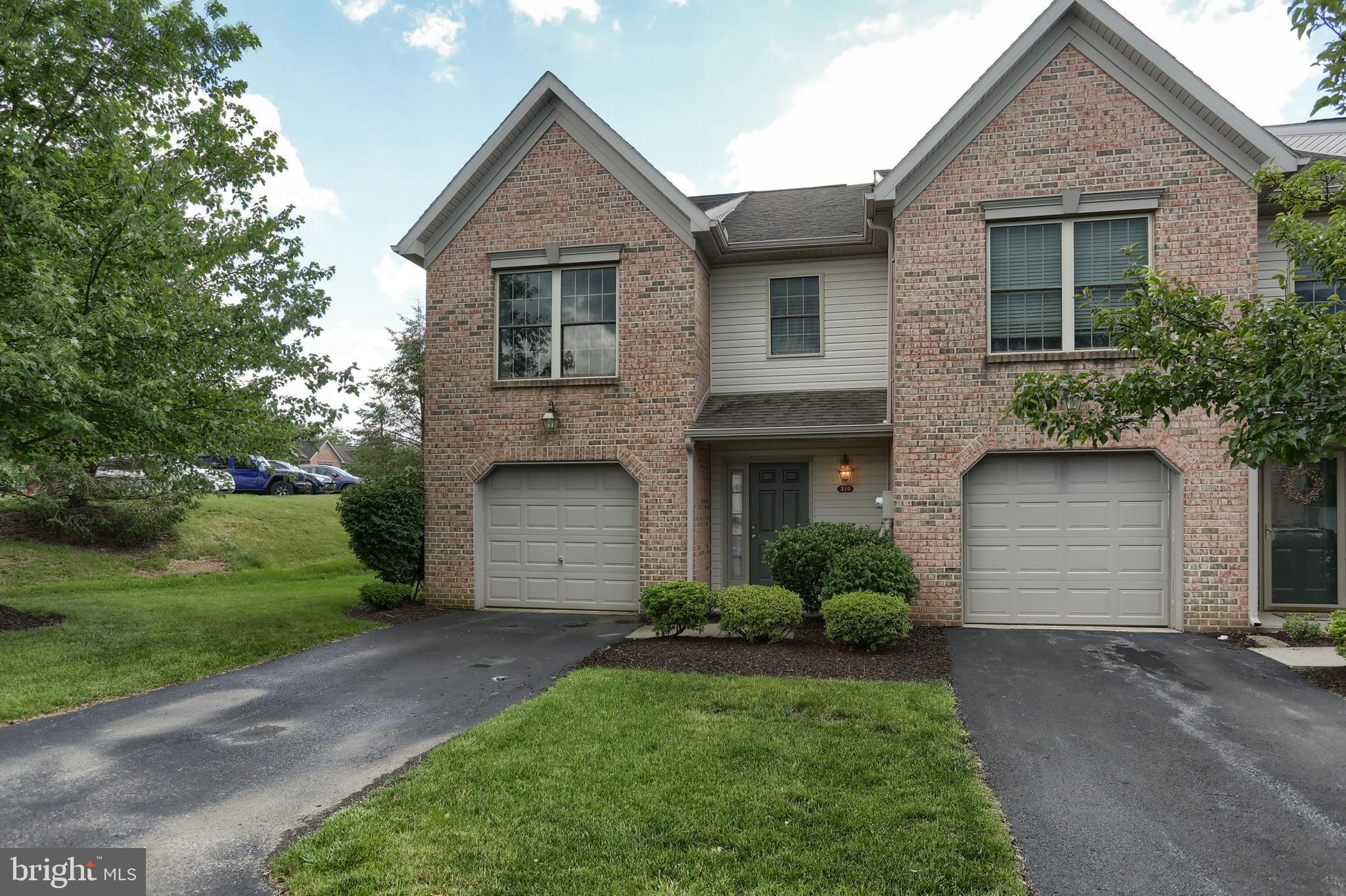 WAVERLY WOODS - Residential