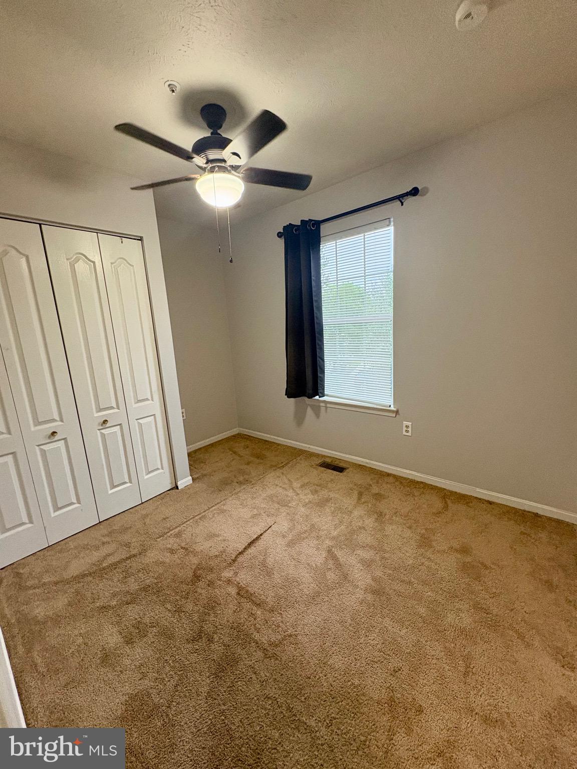 LAUREL GLEN - Residential