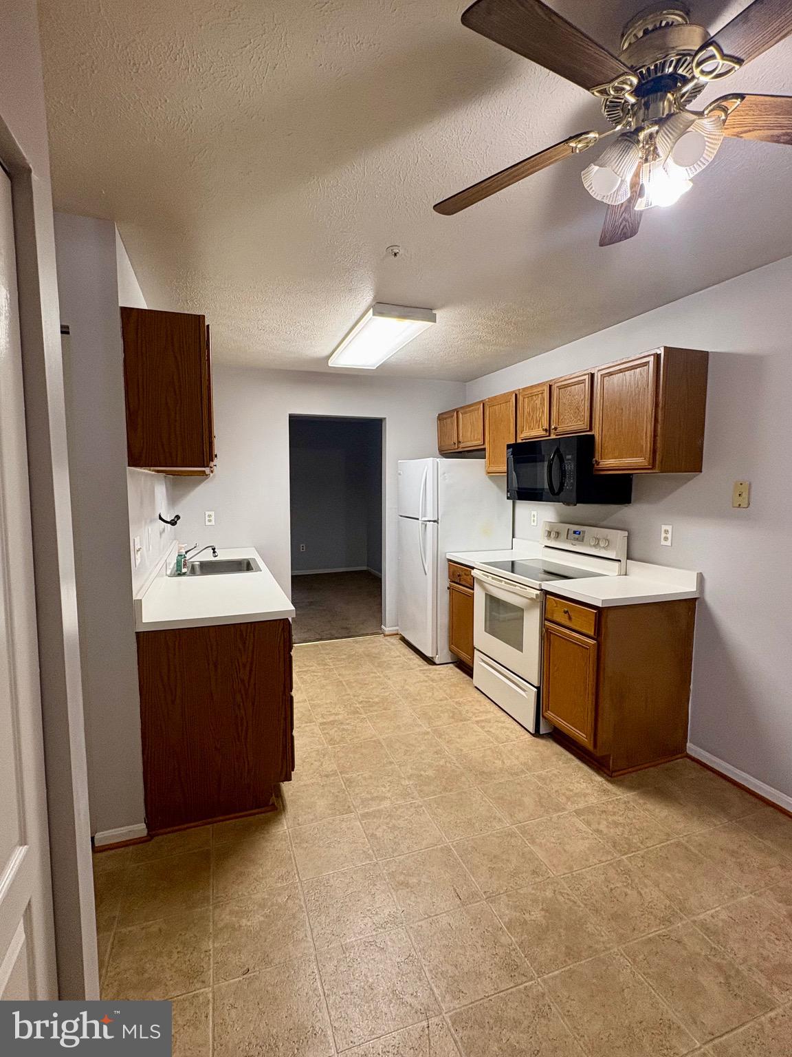 LAUREL GLEN - Residential