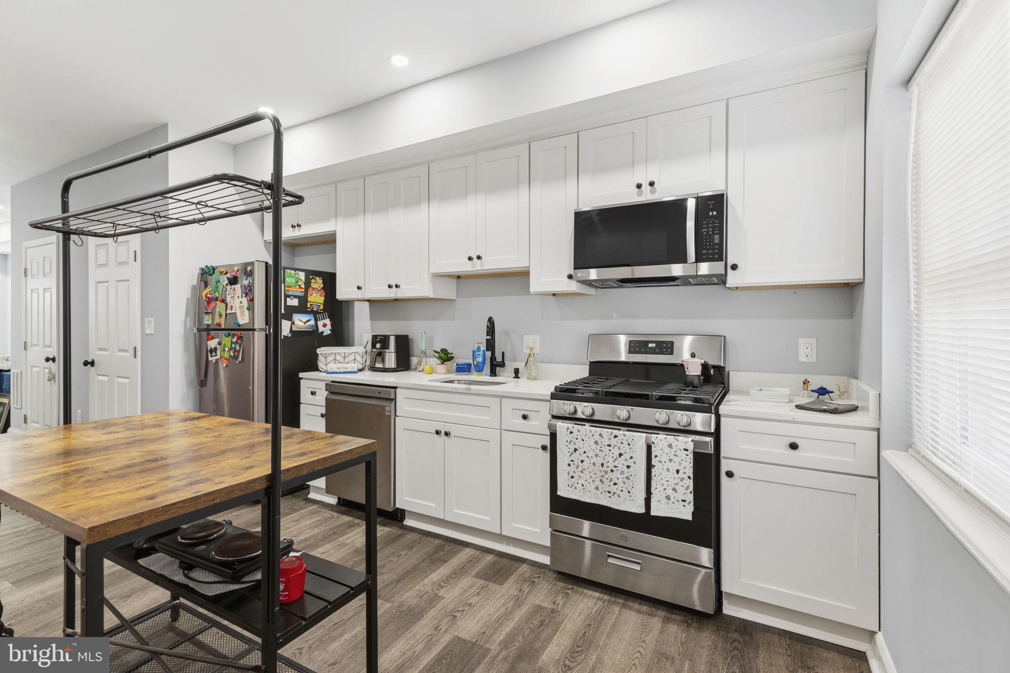 CLIFTON PARK - Residential