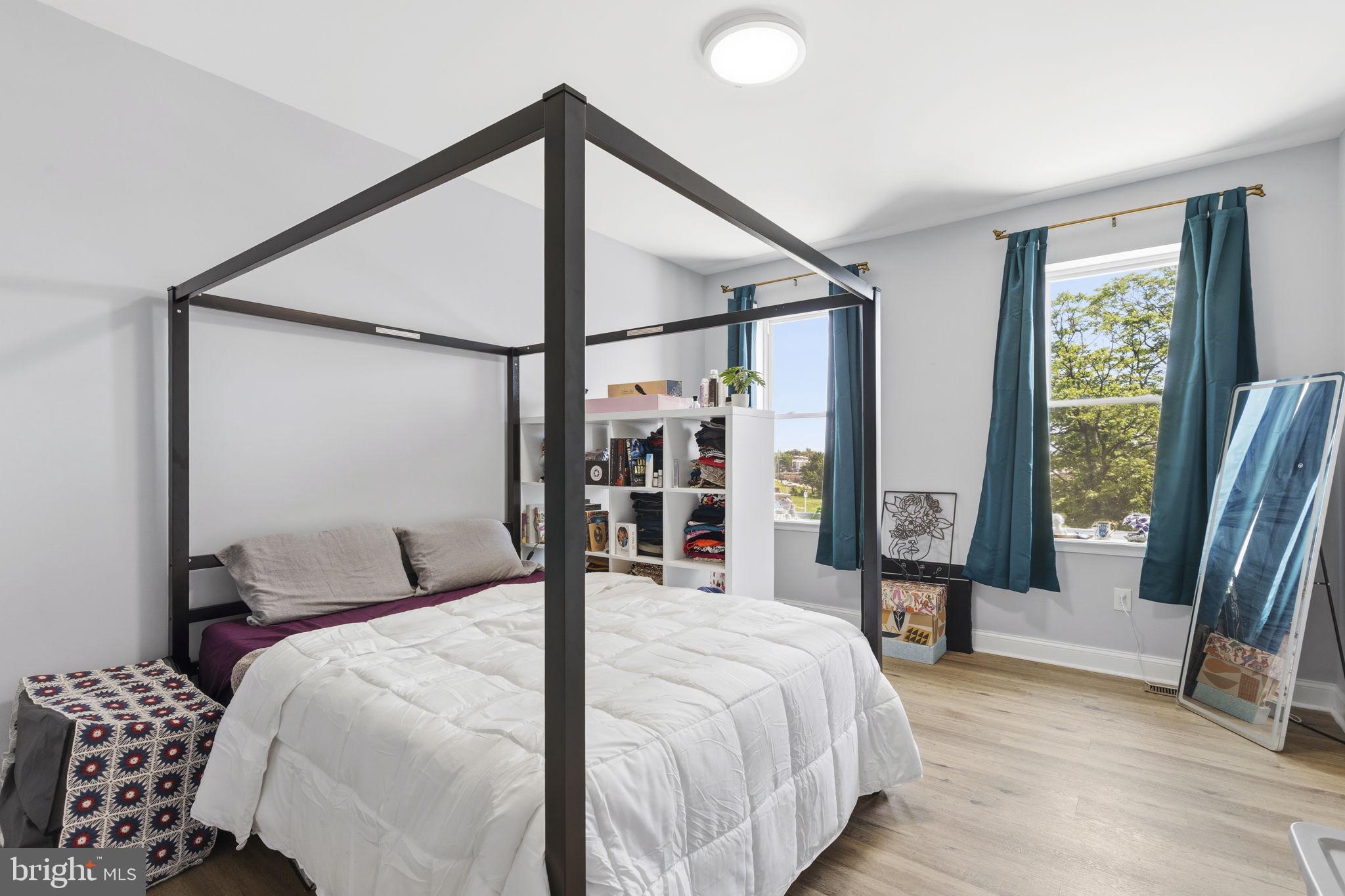 CLIFTON PARK - Residential