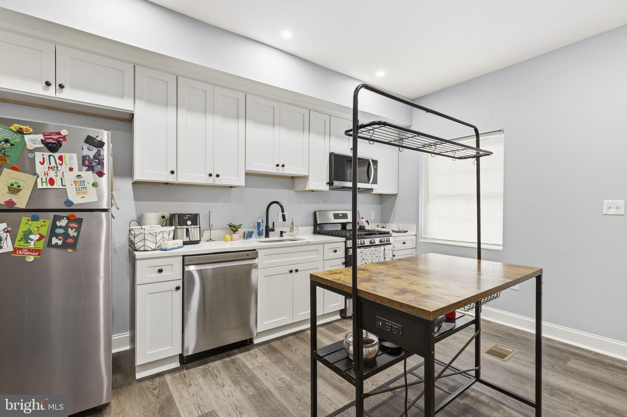 CLIFTON PARK - Residential