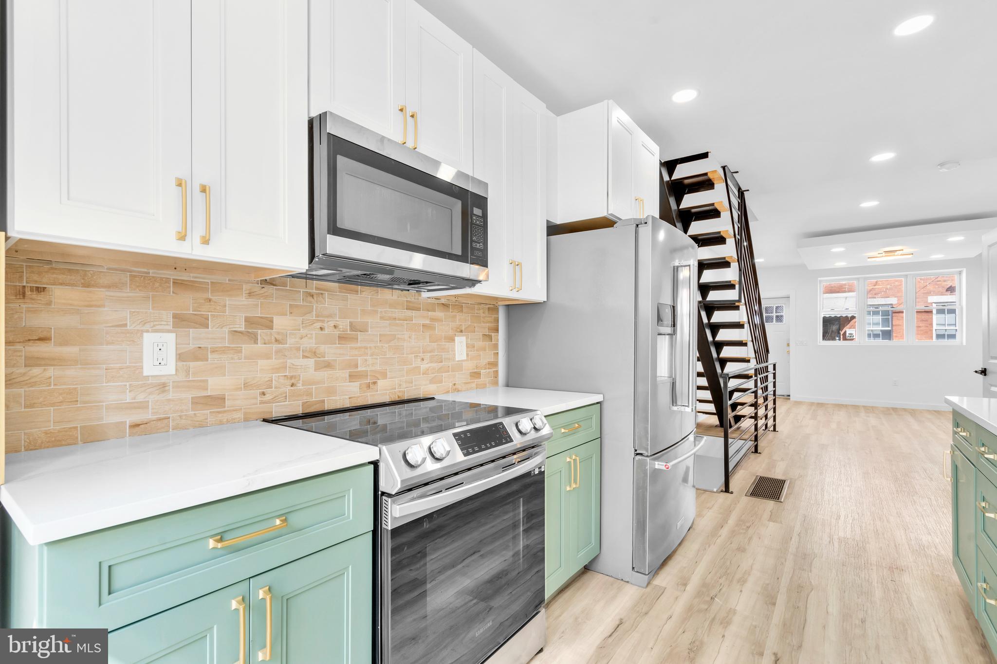 PASSYUNK SQUARE - Residential