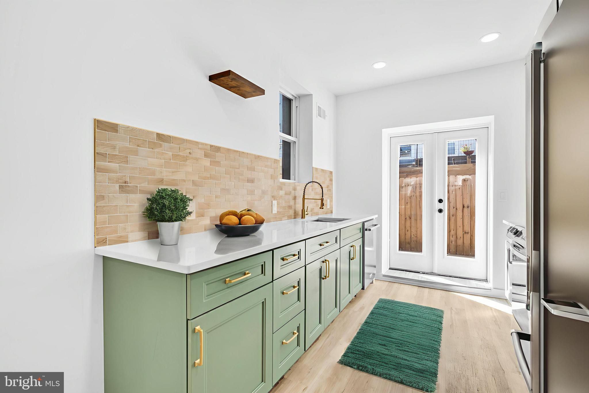 PASSYUNK SQUARE - Residential