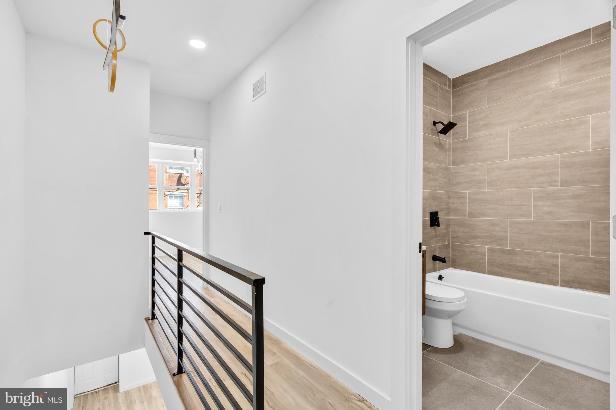 PASSYUNK SQUARE - Residential
