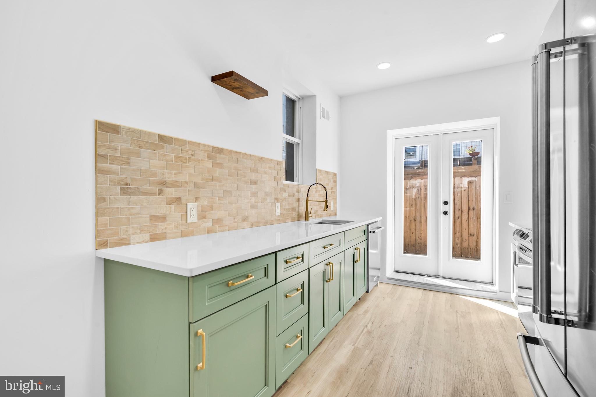 PASSYUNK SQUARE - Residential