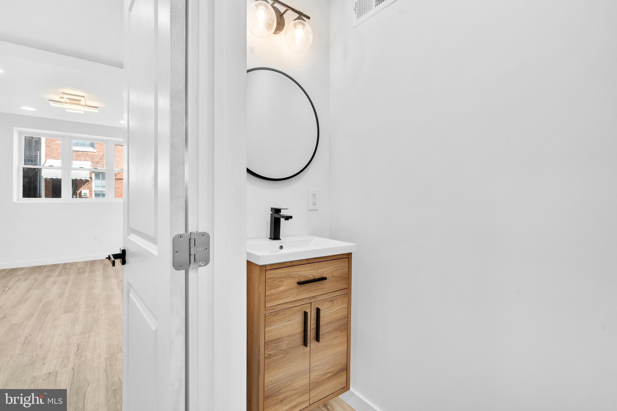 PASSYUNK SQUARE - Residential