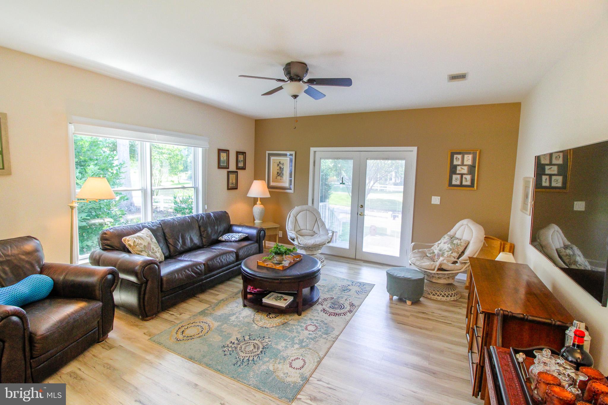 BAYWOOD - Residential