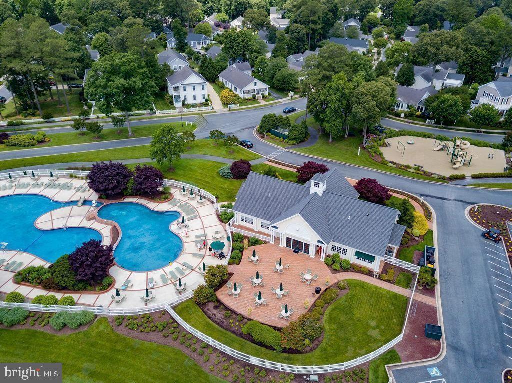 BAYWOOD - Residential