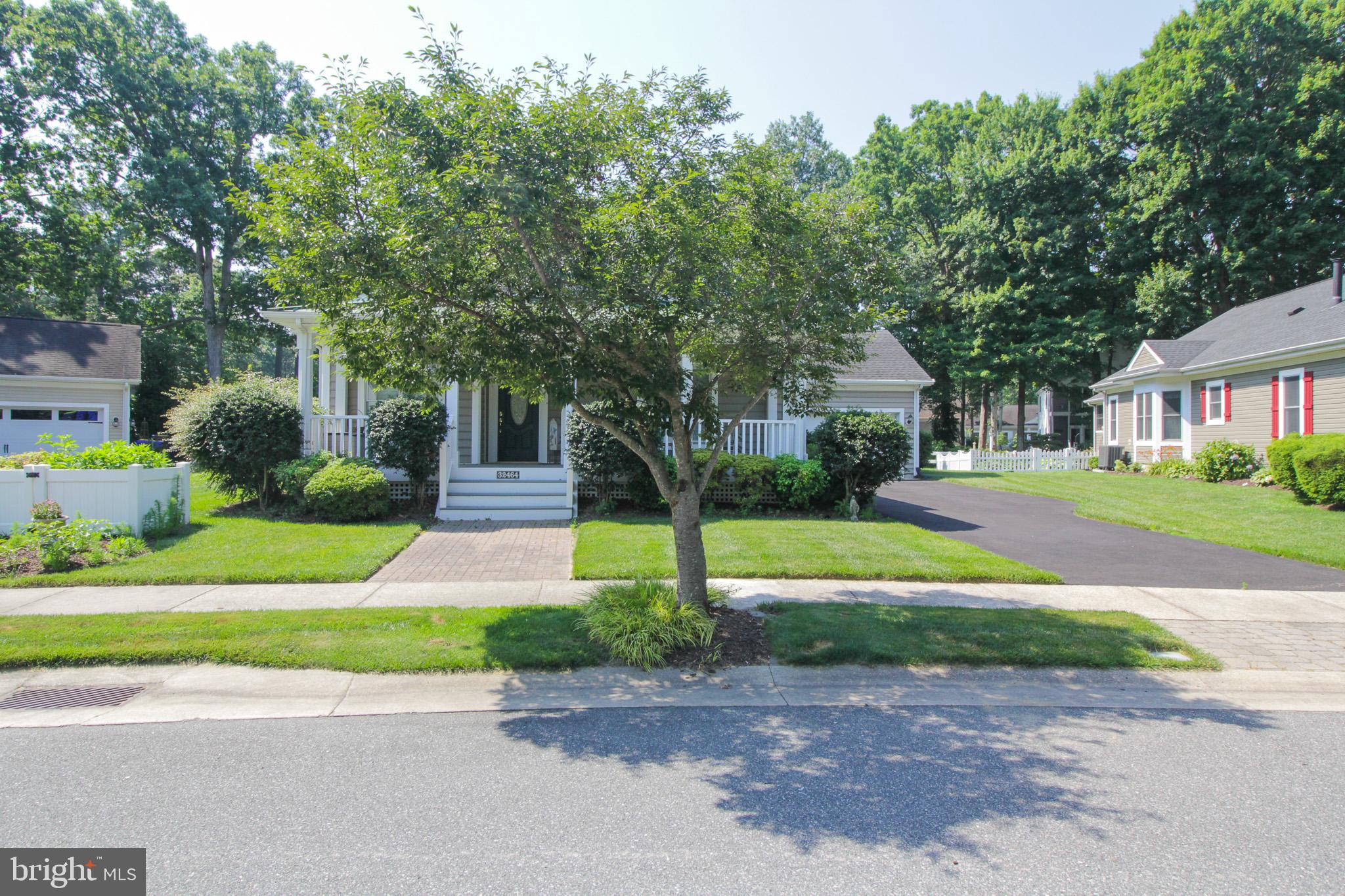 BAYWOOD - Residential