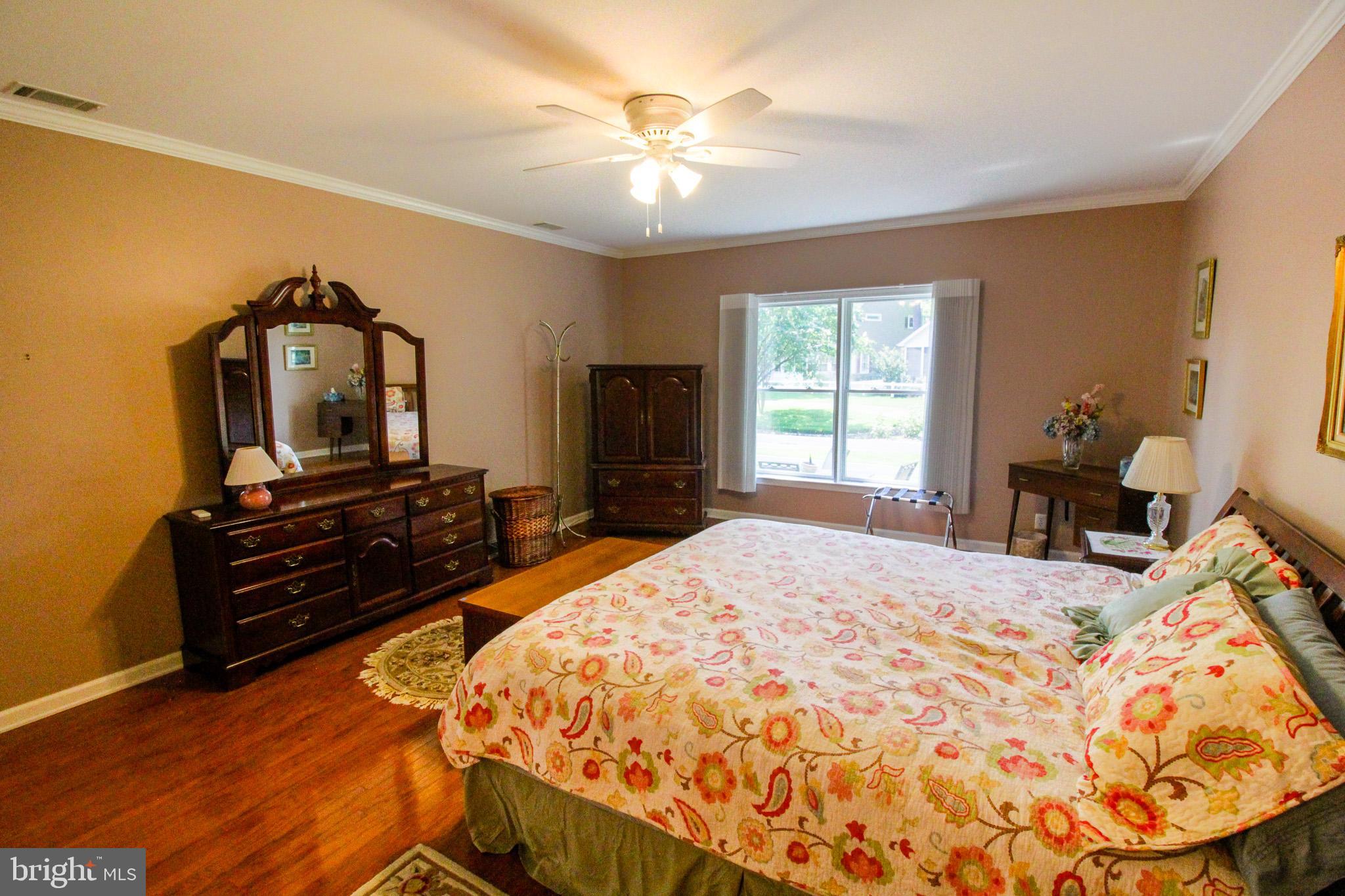 BAYWOOD - Residential