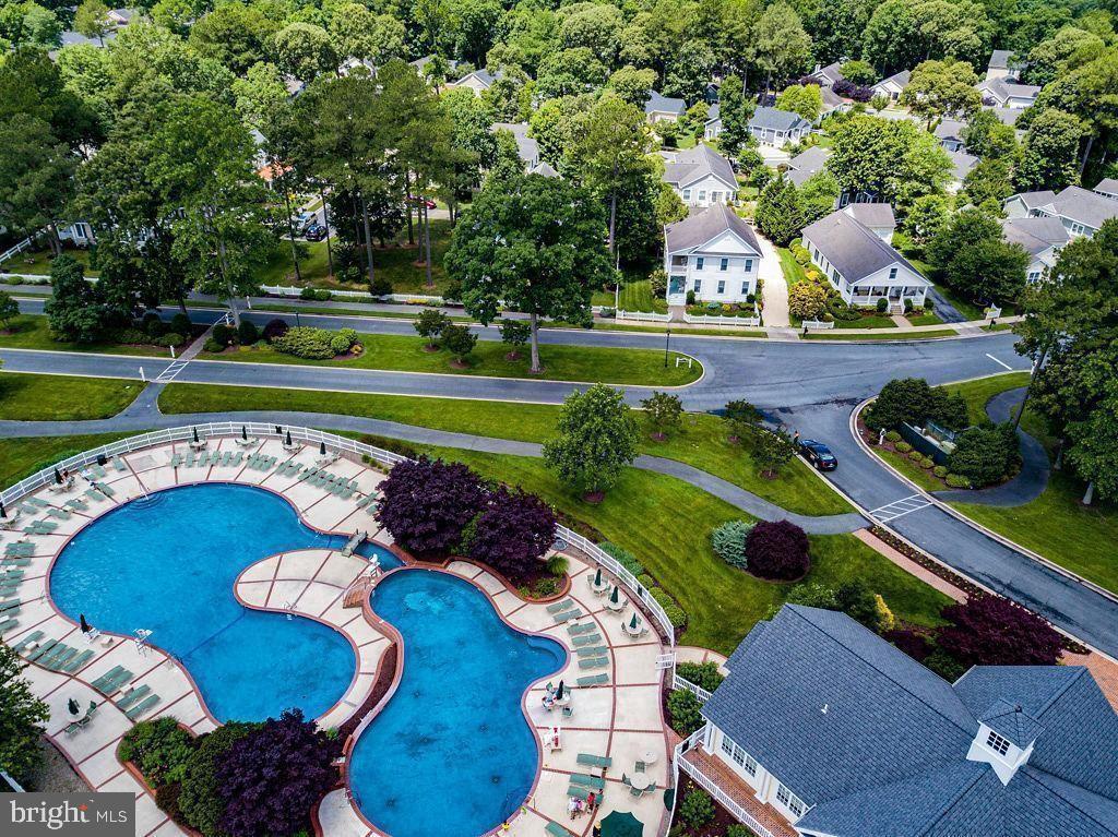 BAYWOOD - Residential