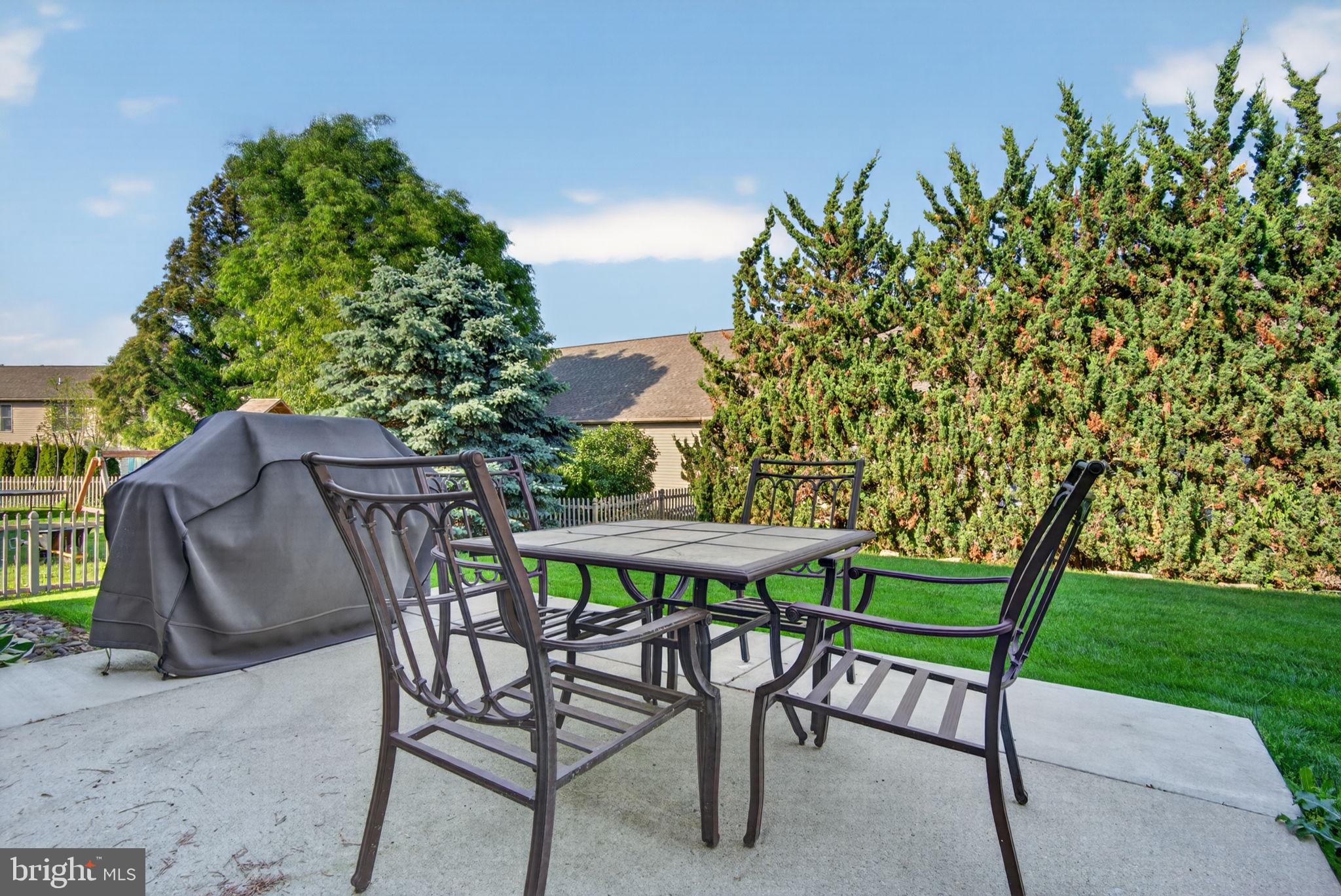 THE OAKS - Residential
