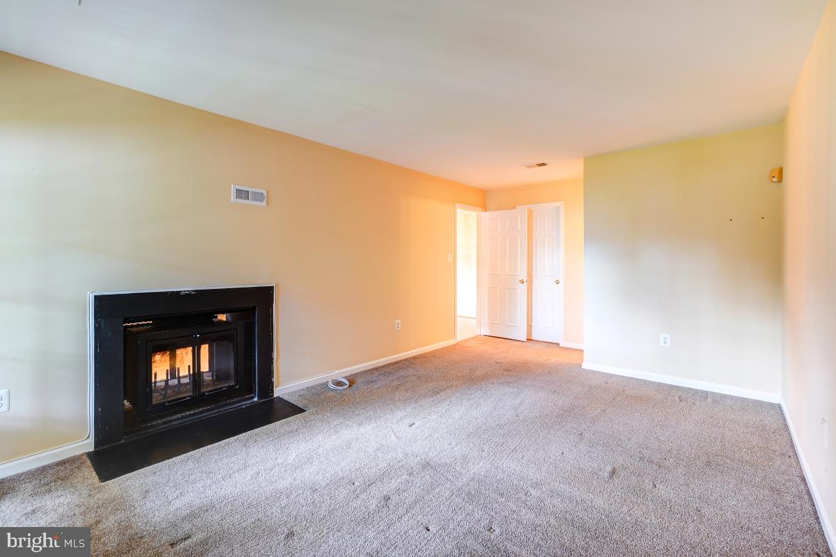 WATERS HOUSE - Residential Lease