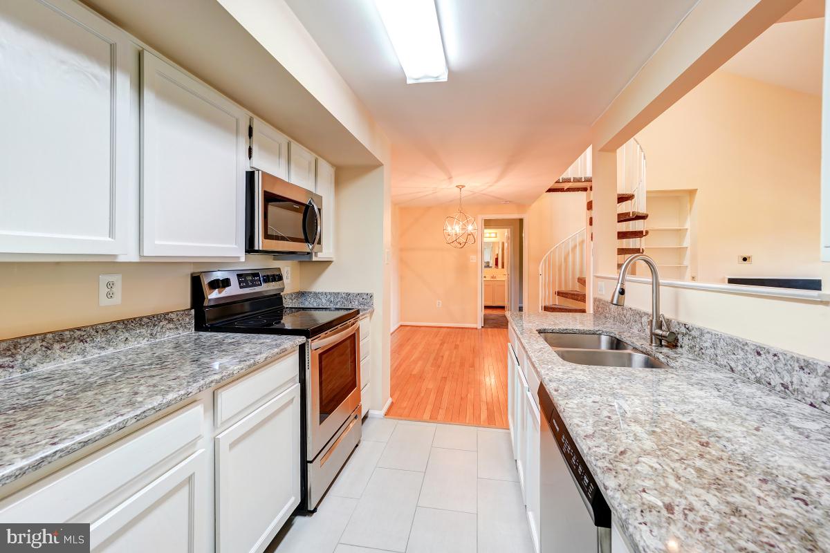 WATERS HOUSE - Residential Lease