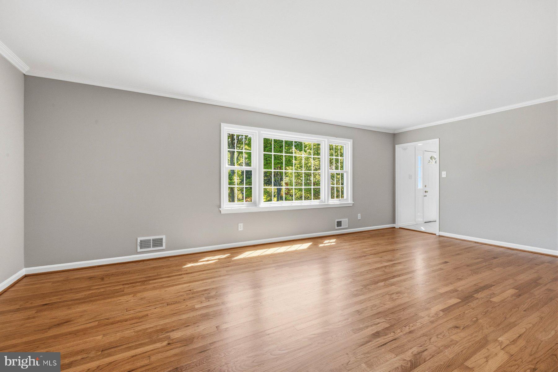 SPRINGBROOK MANOR - Residential