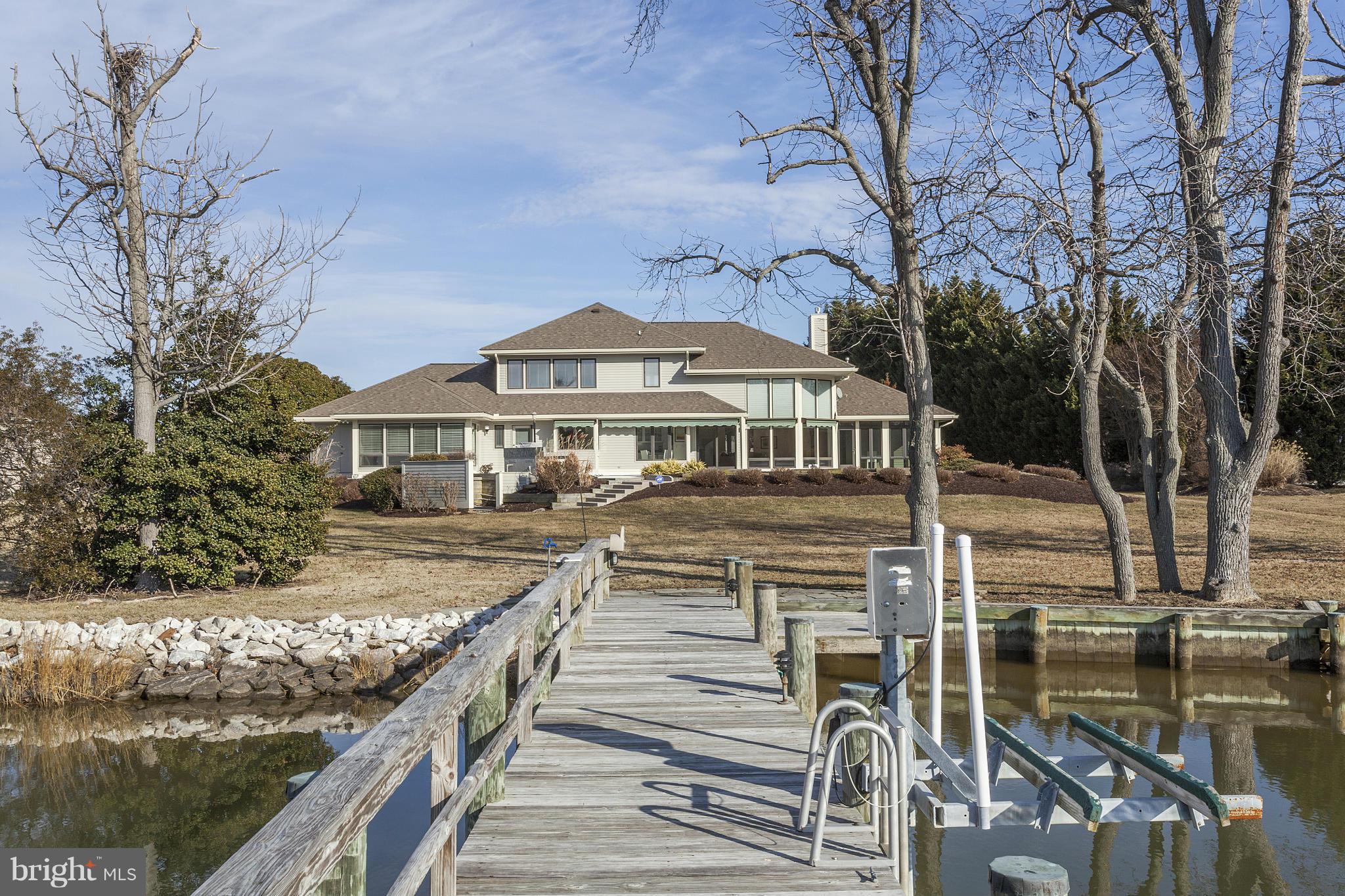 COVE CREEK CLUB - Residential