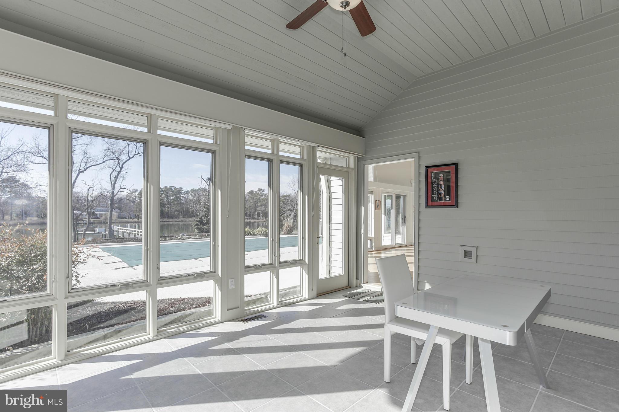 COVE CREEK CLUB - Residential