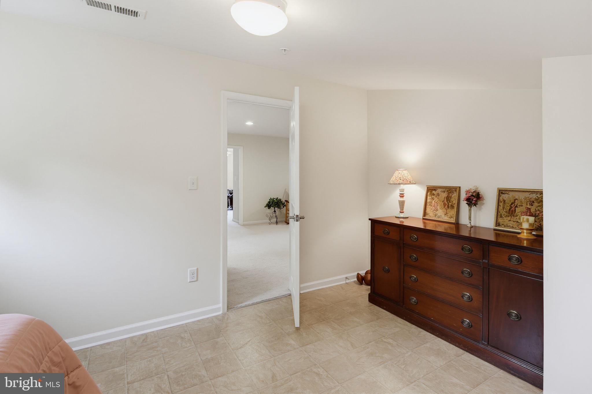HEARTHSTONE AT VILLAGE CREST CONDOMINIUMS - Residential