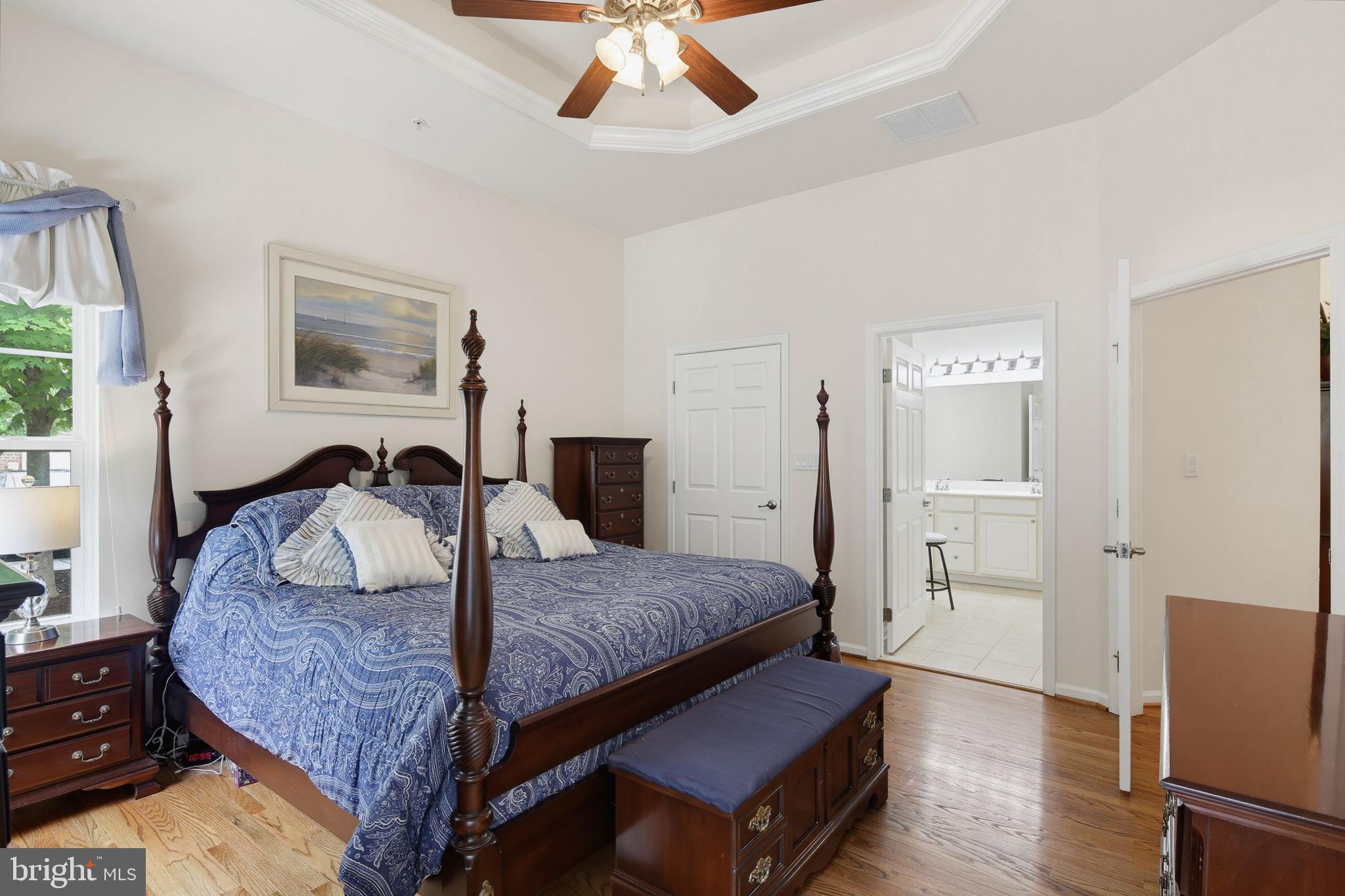 HEARTHSTONE AT VILLAGE CREST CONDOMINIUMS - Residential