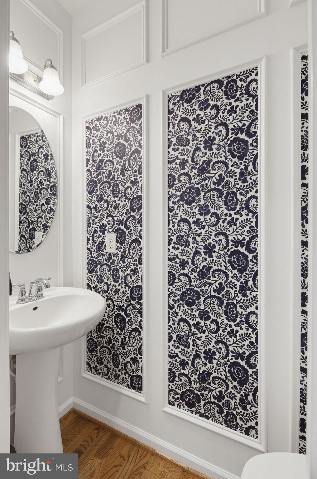 HEARTHSTONE AT VILLAGE CREST CONDOMINIUMS - Residential