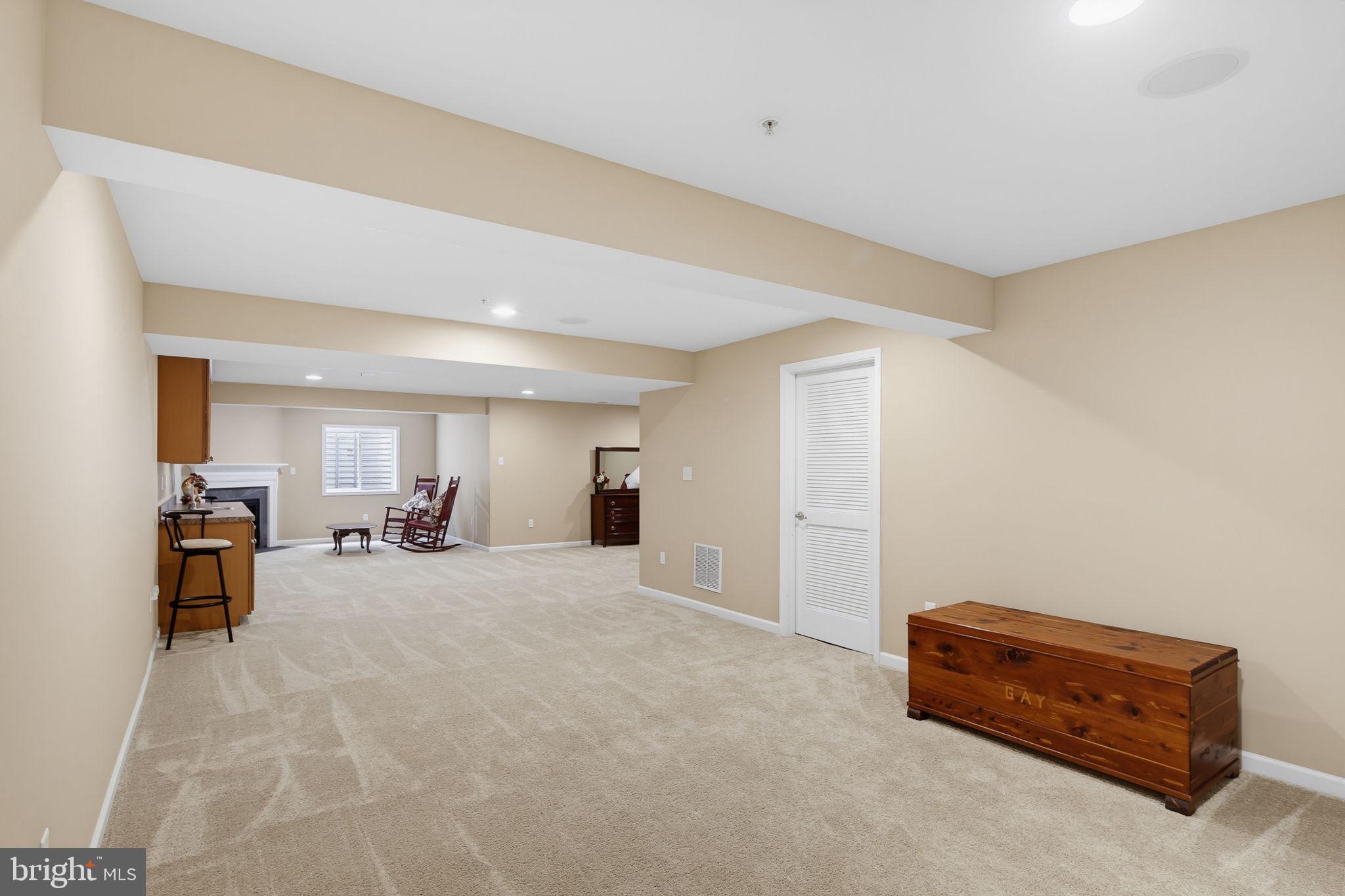 HEARTHSTONE AT VILLAGE CREST CONDOMINIUMS - Residential
