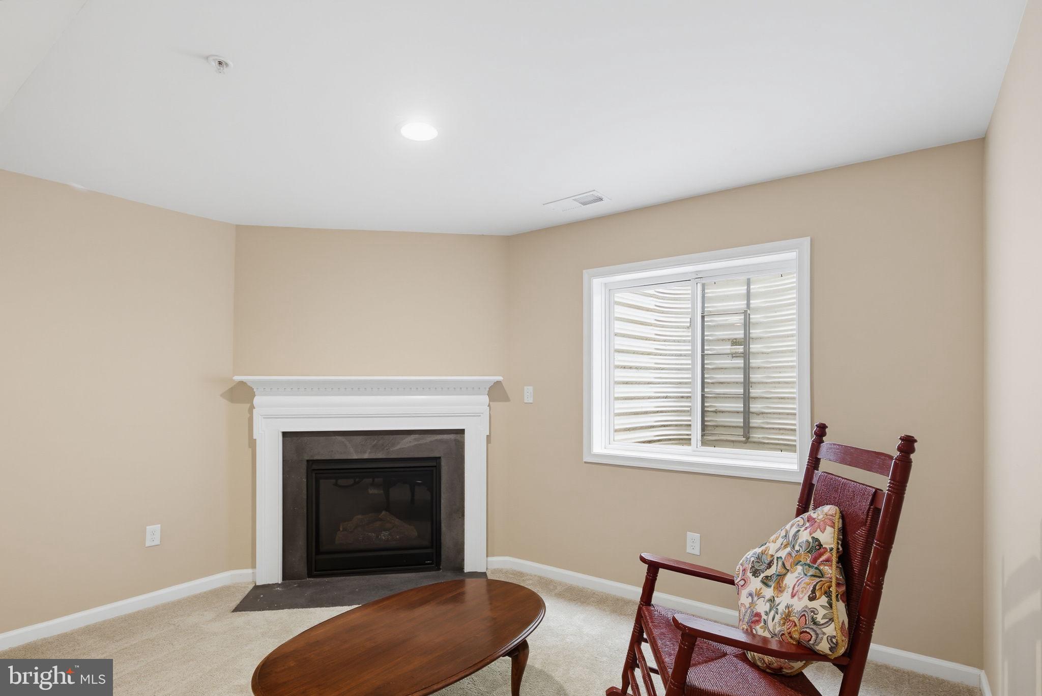 HEARTHSTONE AT VILLAGE CREST CONDOMINIUMS - Residential