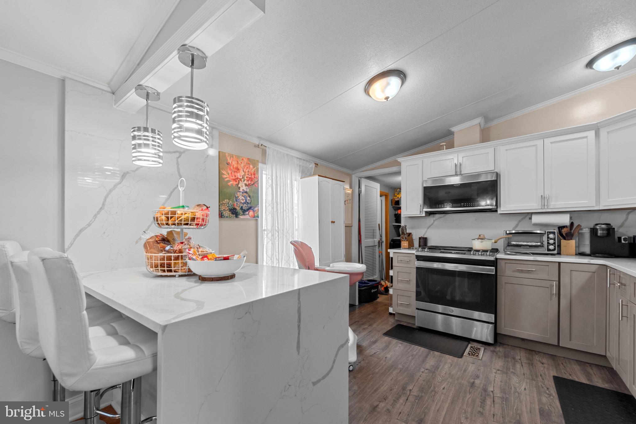 HARFORD VILLAGE - Residential