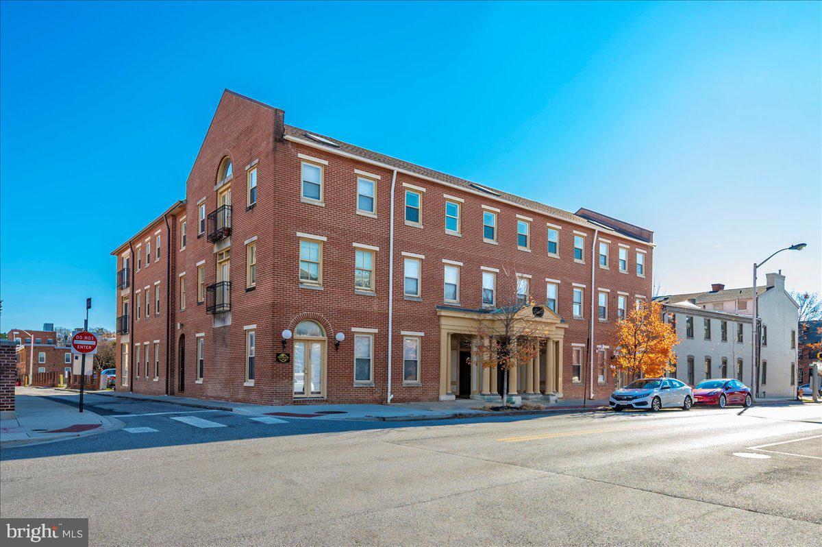 868 SF | Flexible Mixed-Use Opportunity, Unit 102 offers approximately 868 square feet of versatile mixed-use space in a prime Federal Hill location. Well-suited for office, boutique commercial, service-oriented business, consulting, or potential live/work occupancy subject to approvals, this unit provides an excellent opportunity for a buyer or tenant seeking a highly functional footprint in a walkable and well-positioned urban setting. This unit may be occupied independently or in combination with Unit LL2, creating an expanded occupancy option for users seeking additional square footage and flexibility.