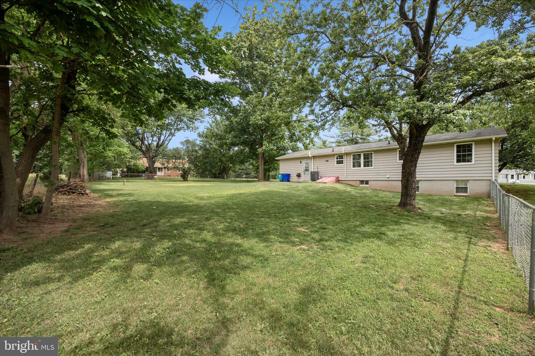 FORD ROAD ACRES - Residential