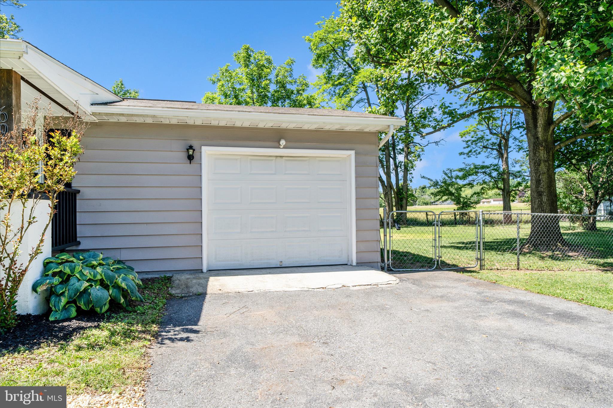 FORD ROAD ACRES - Residential