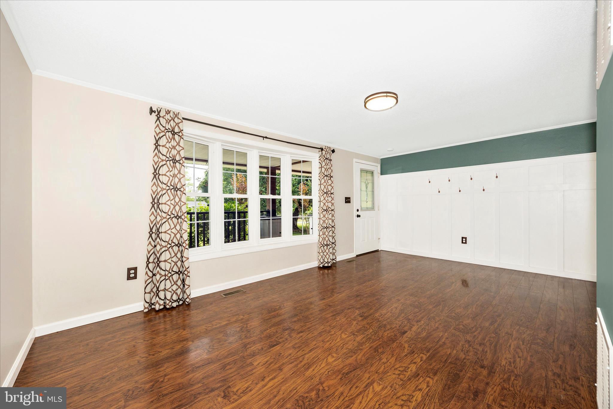 FORD ROAD ACRES - Residential