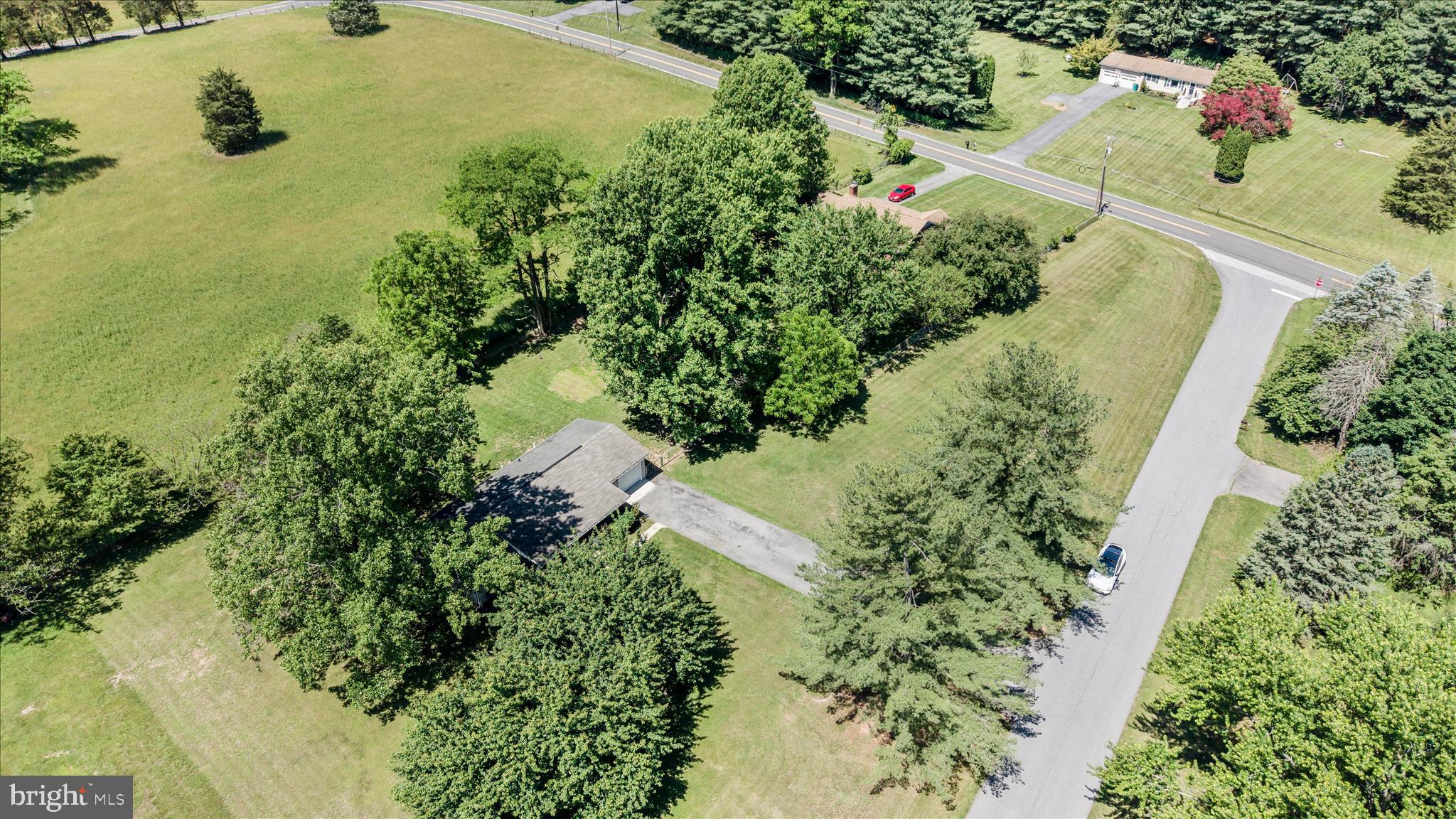 FORD ROAD ACRES - Residential