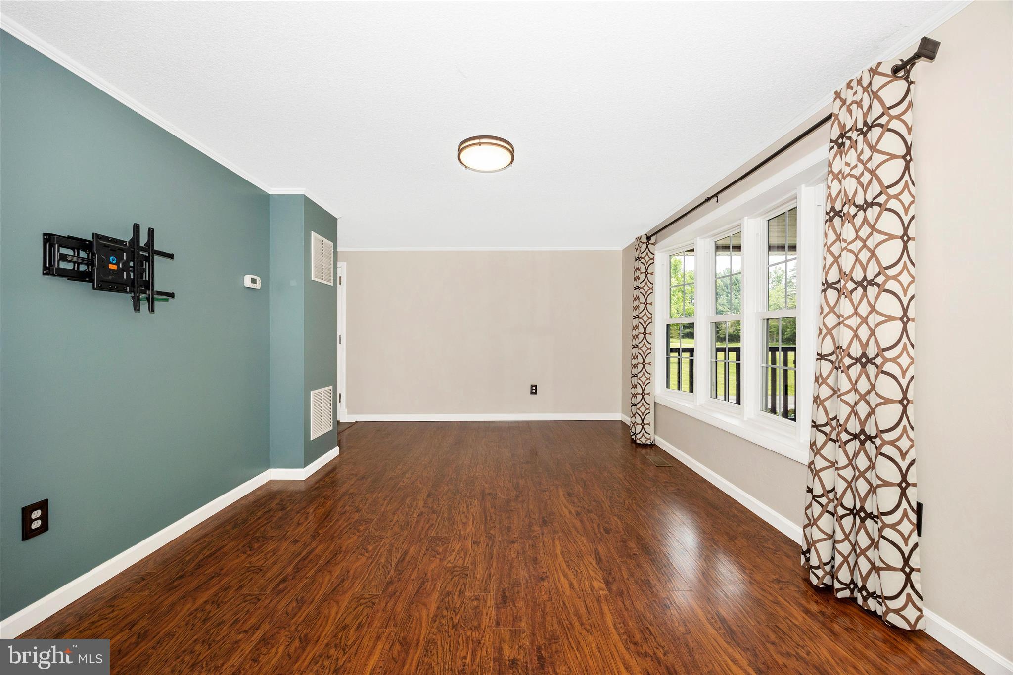 FORD ROAD ACRES - Residential