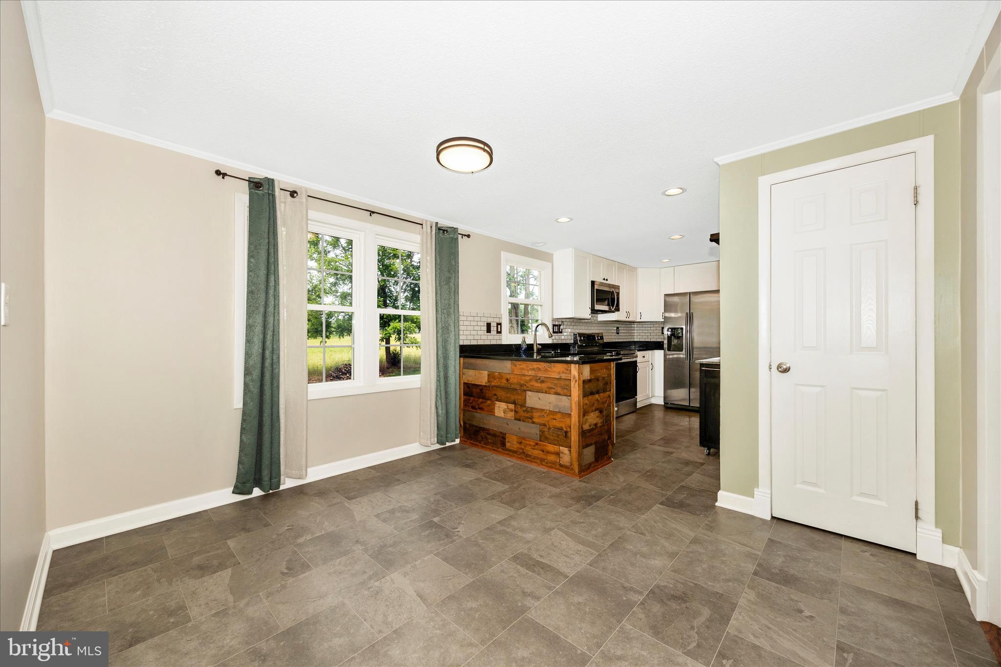 FORD ROAD ACRES - Residential
