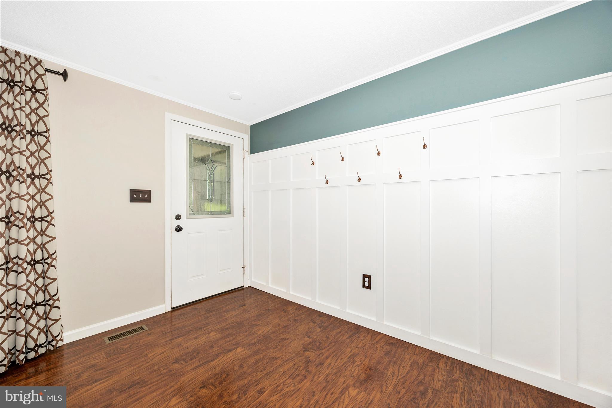 FORD ROAD ACRES - Residential