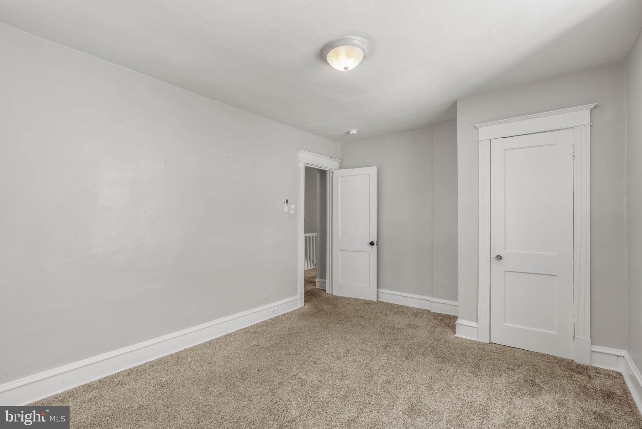 HIGHLAND PARK - Residential Income