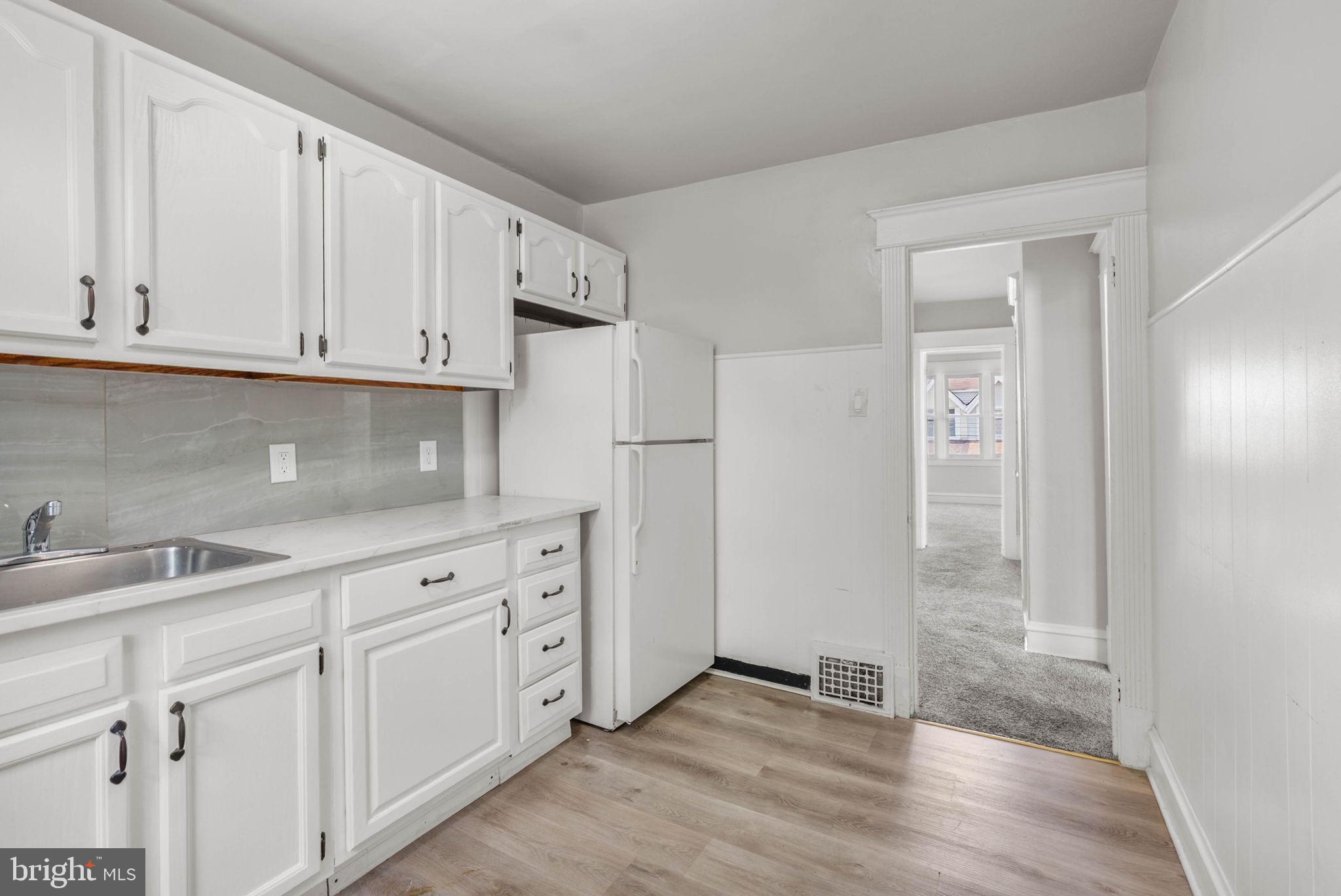 HIGHLAND PARK - Residential Income