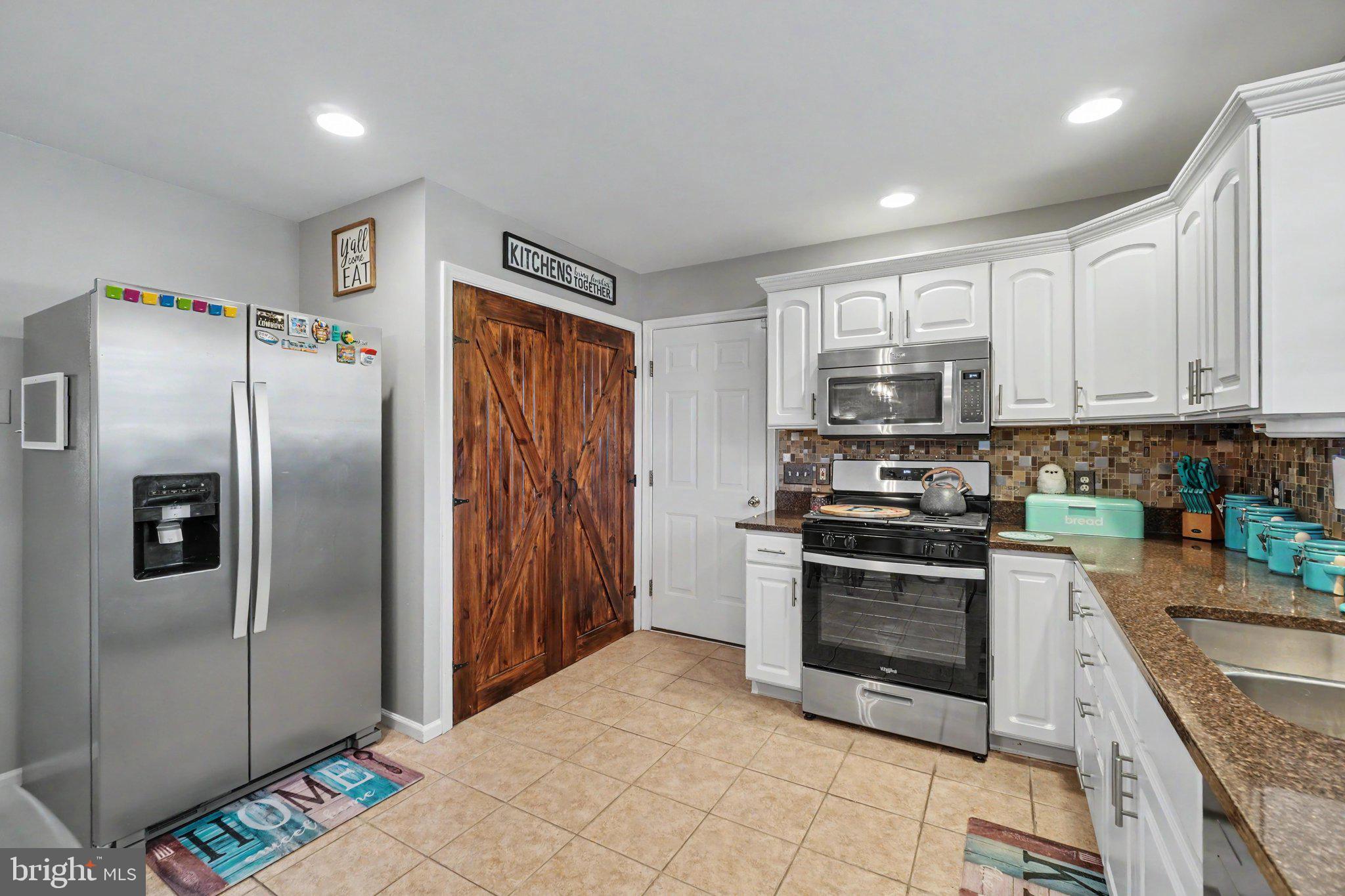 SHERMAN OAKS - Residential