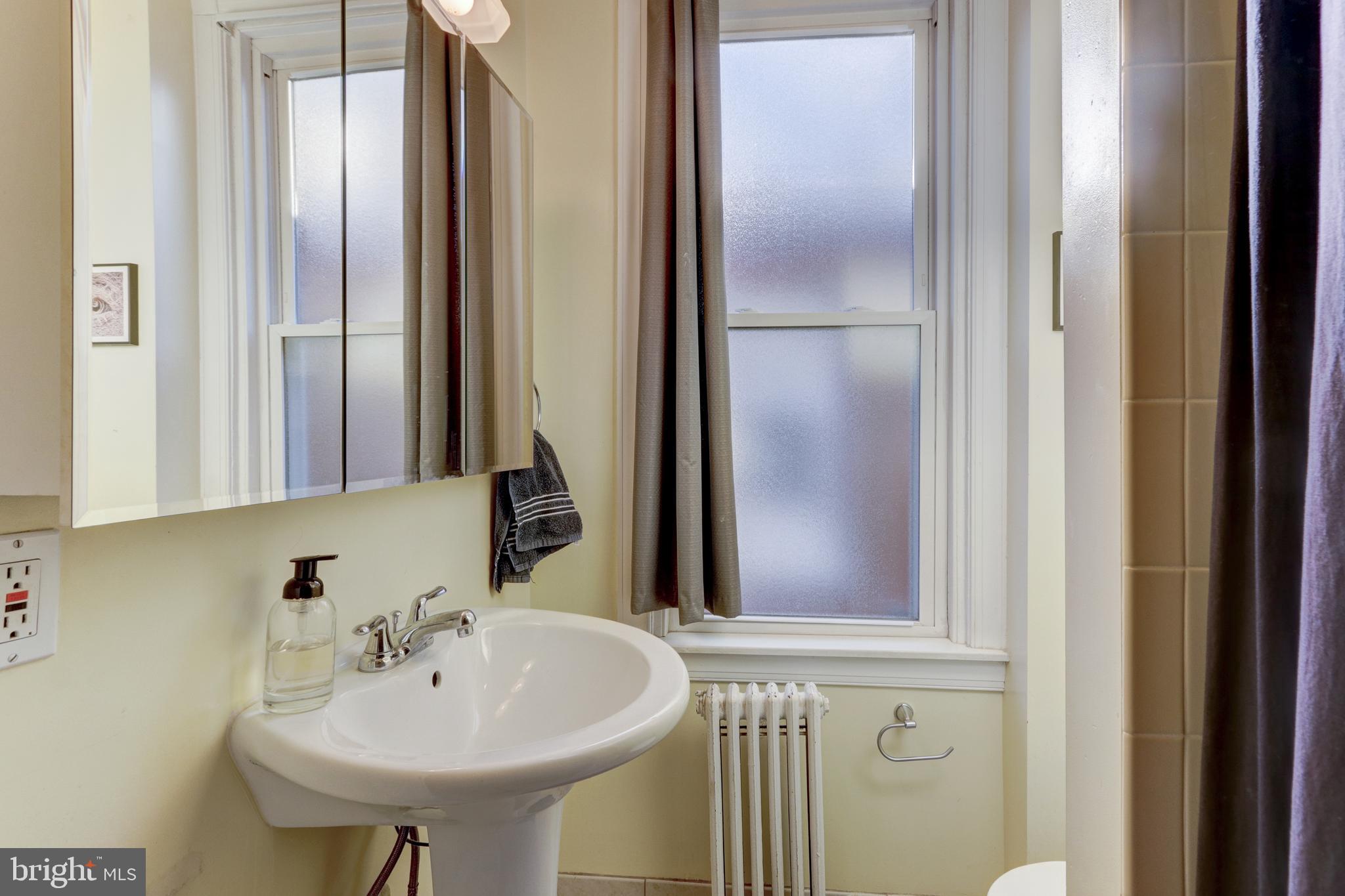 CONSHOHOCKEN - Residential