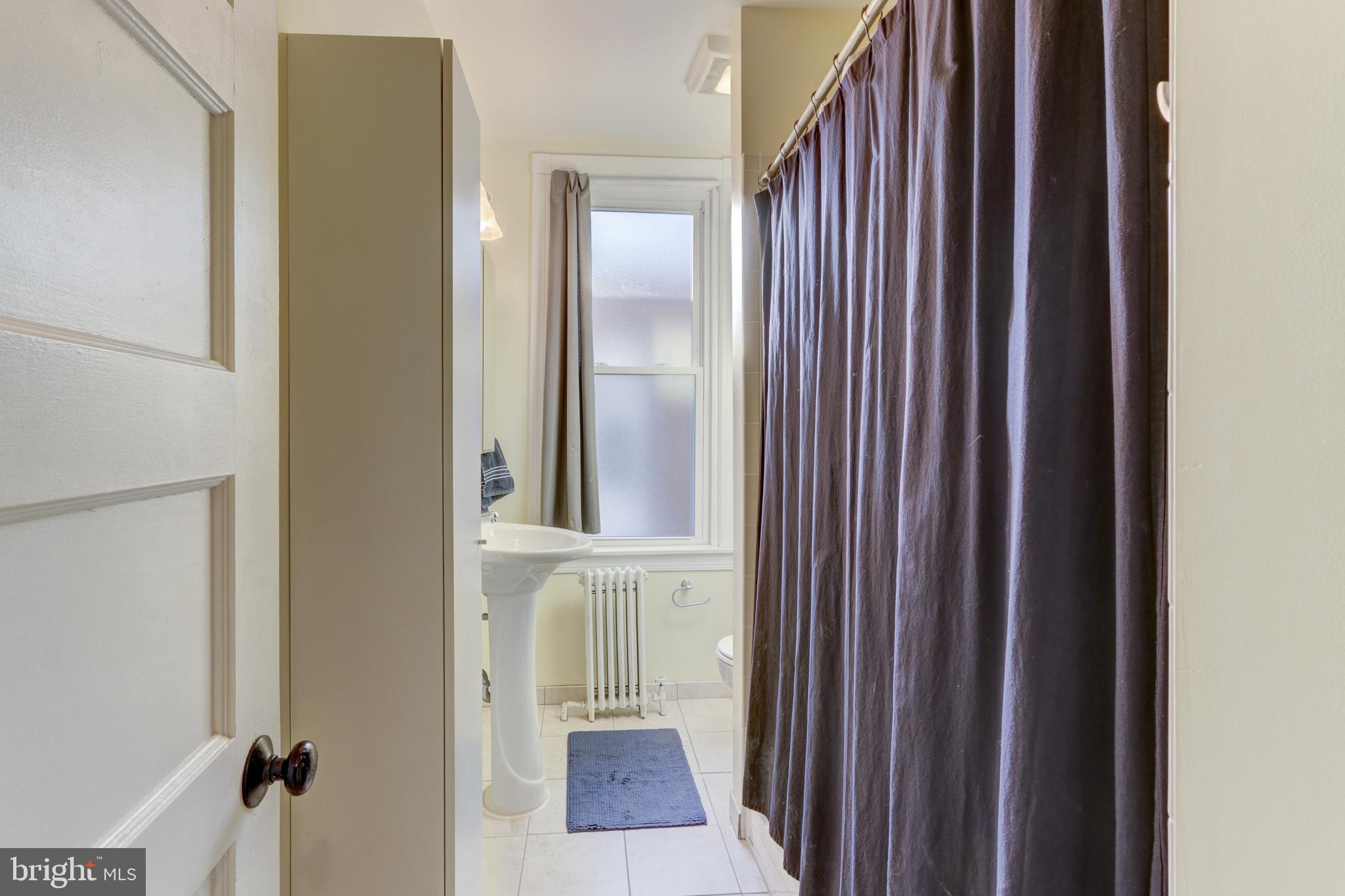 CONSHOHOCKEN - Residential