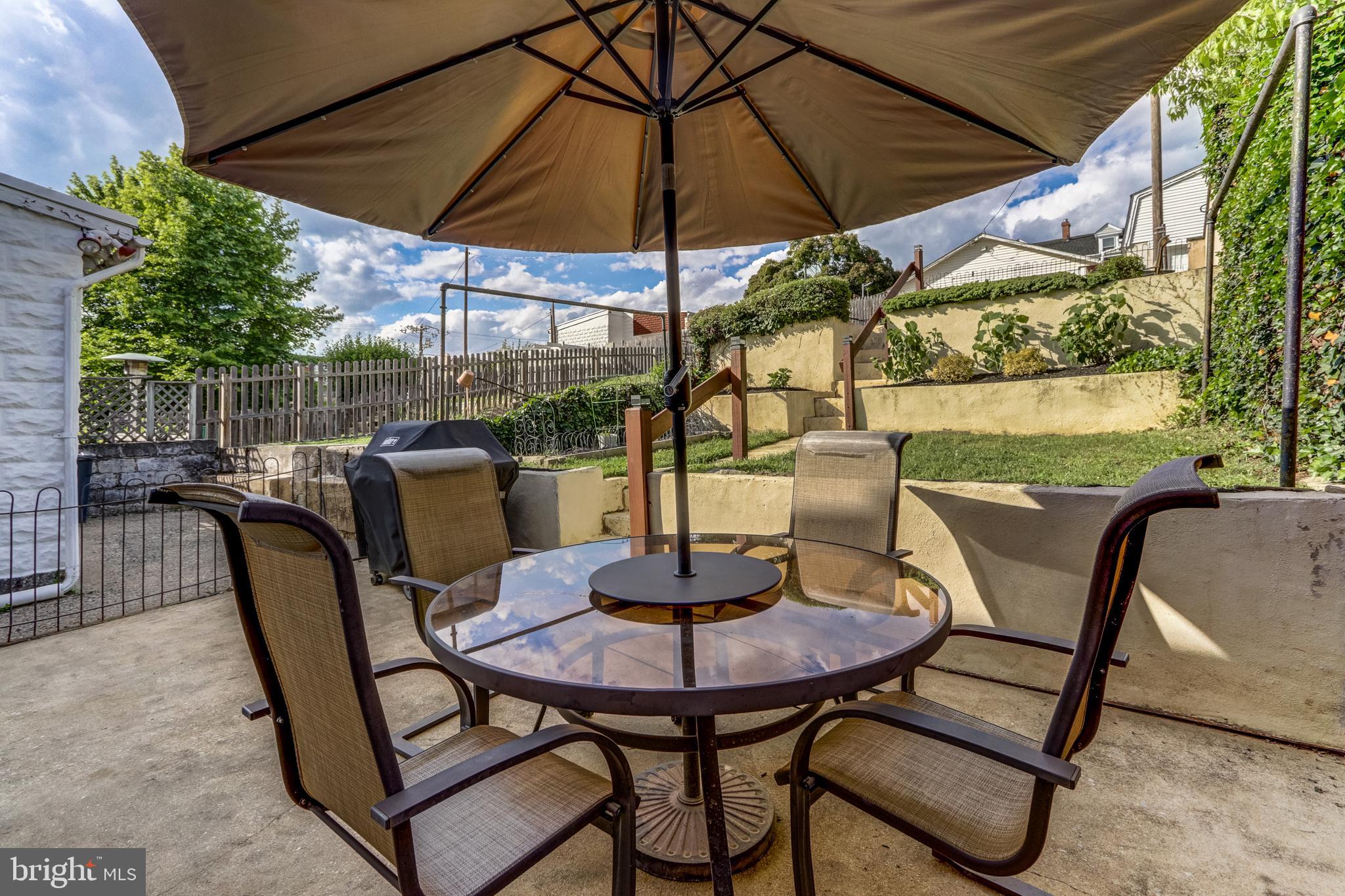 CONSHOHOCKEN - Residential