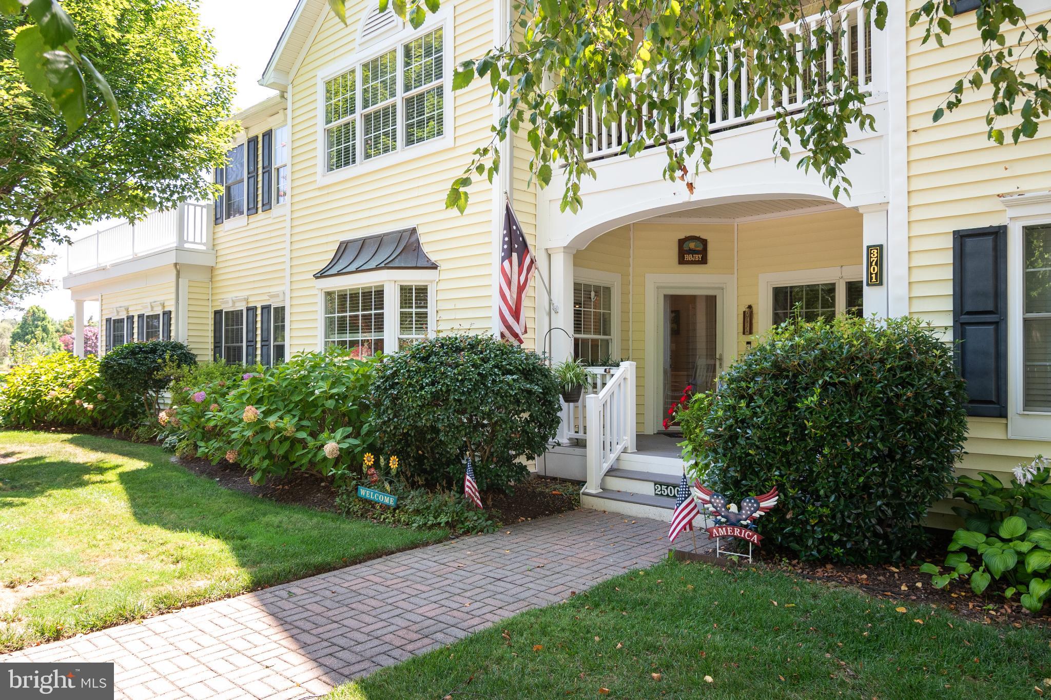 BAYWOOD - Residential