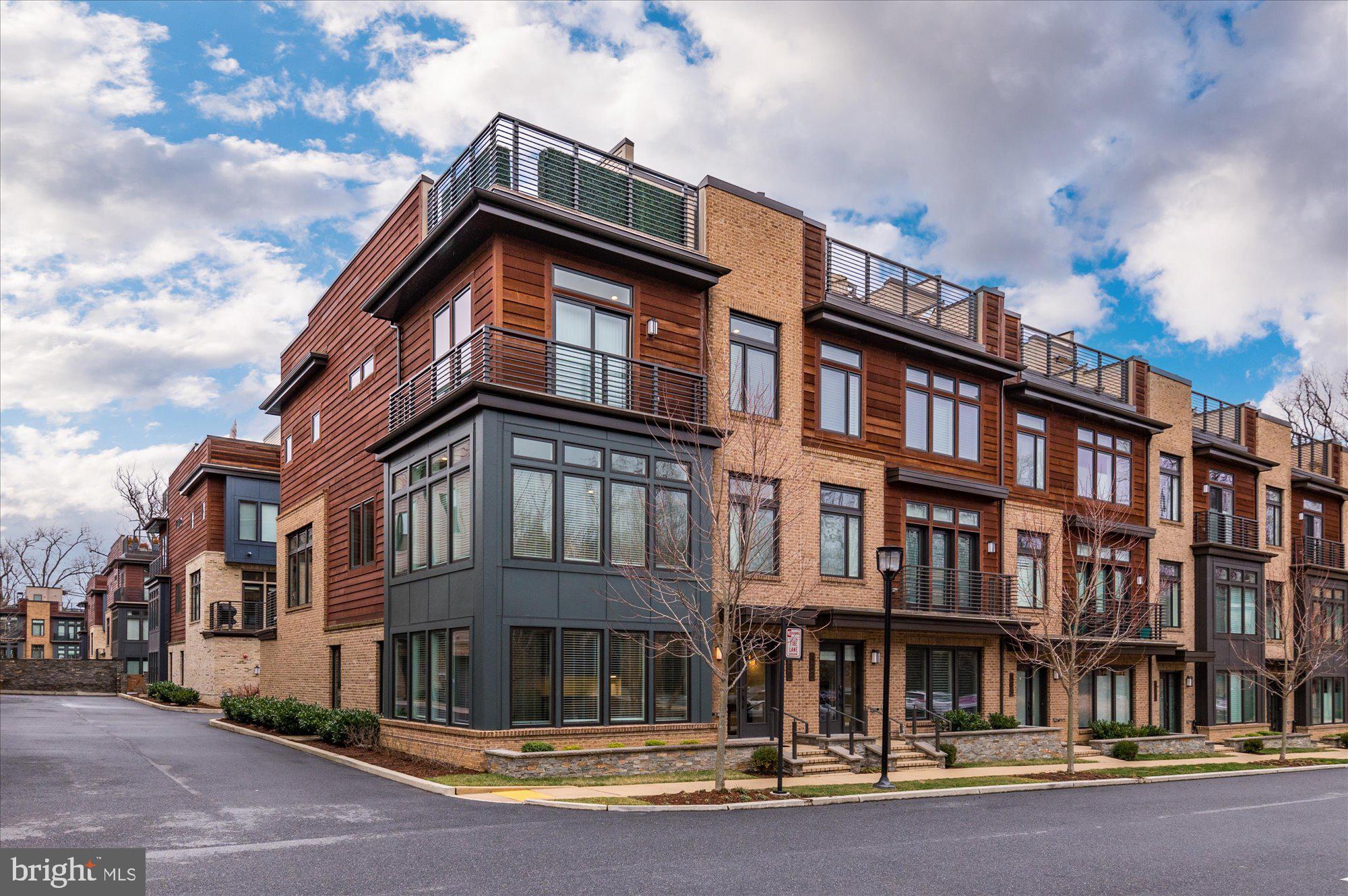 GROSVENOR HEIGHTS - Residential