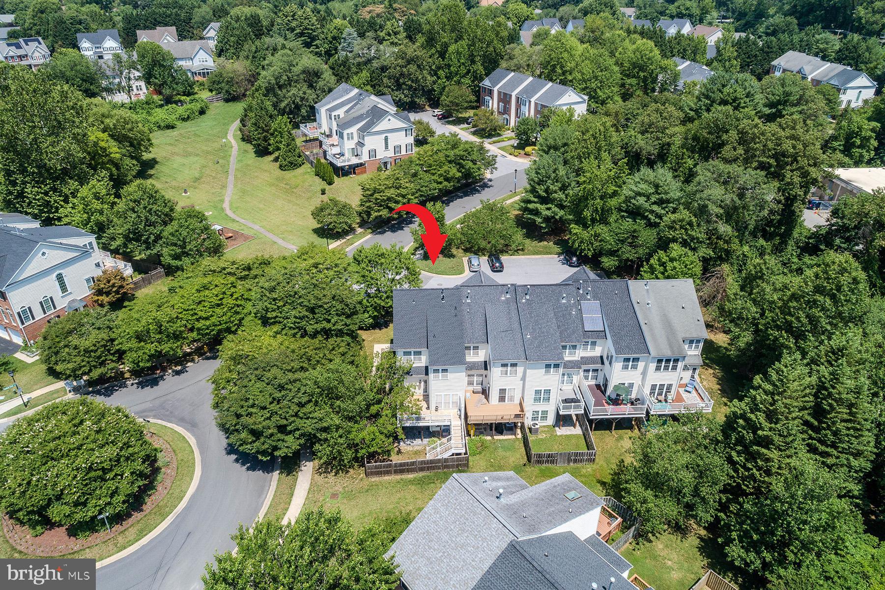 CROFTON MANOR - Residential