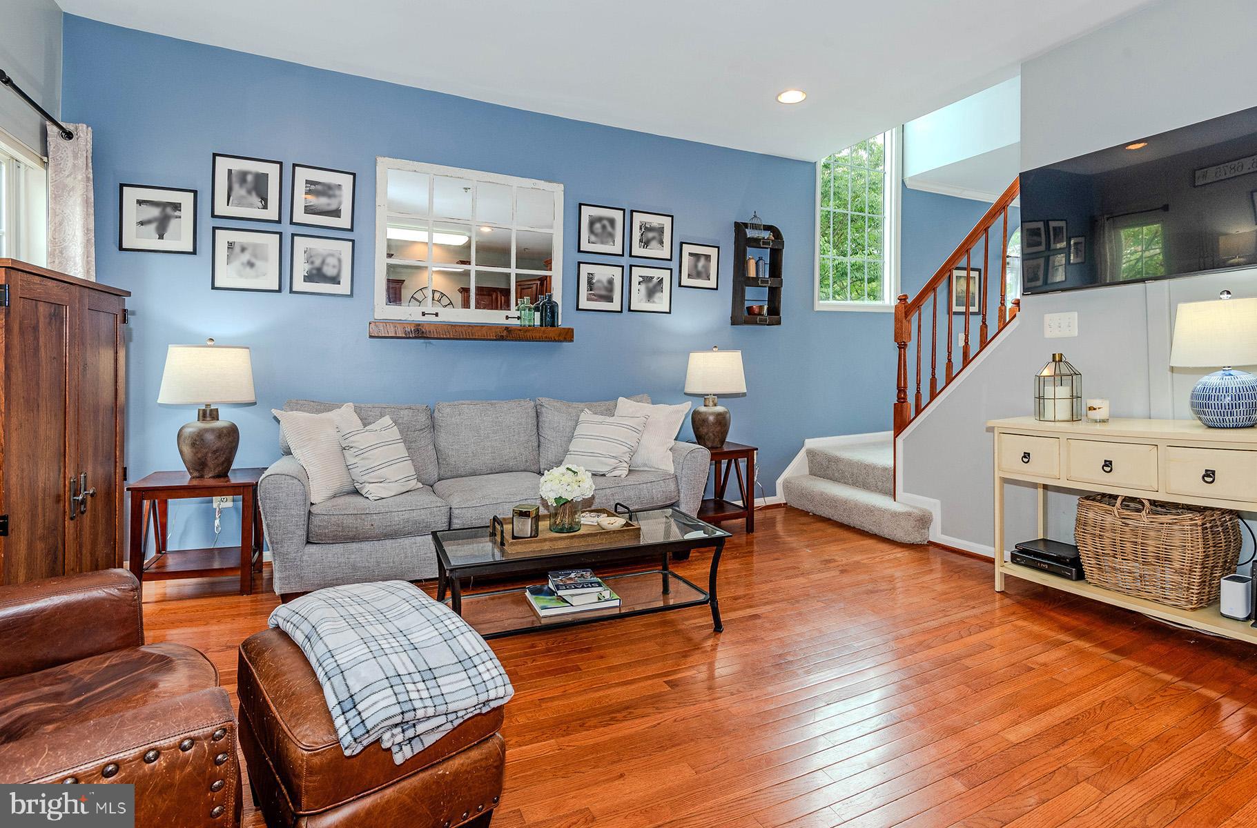 CROFTON MANOR - Residential